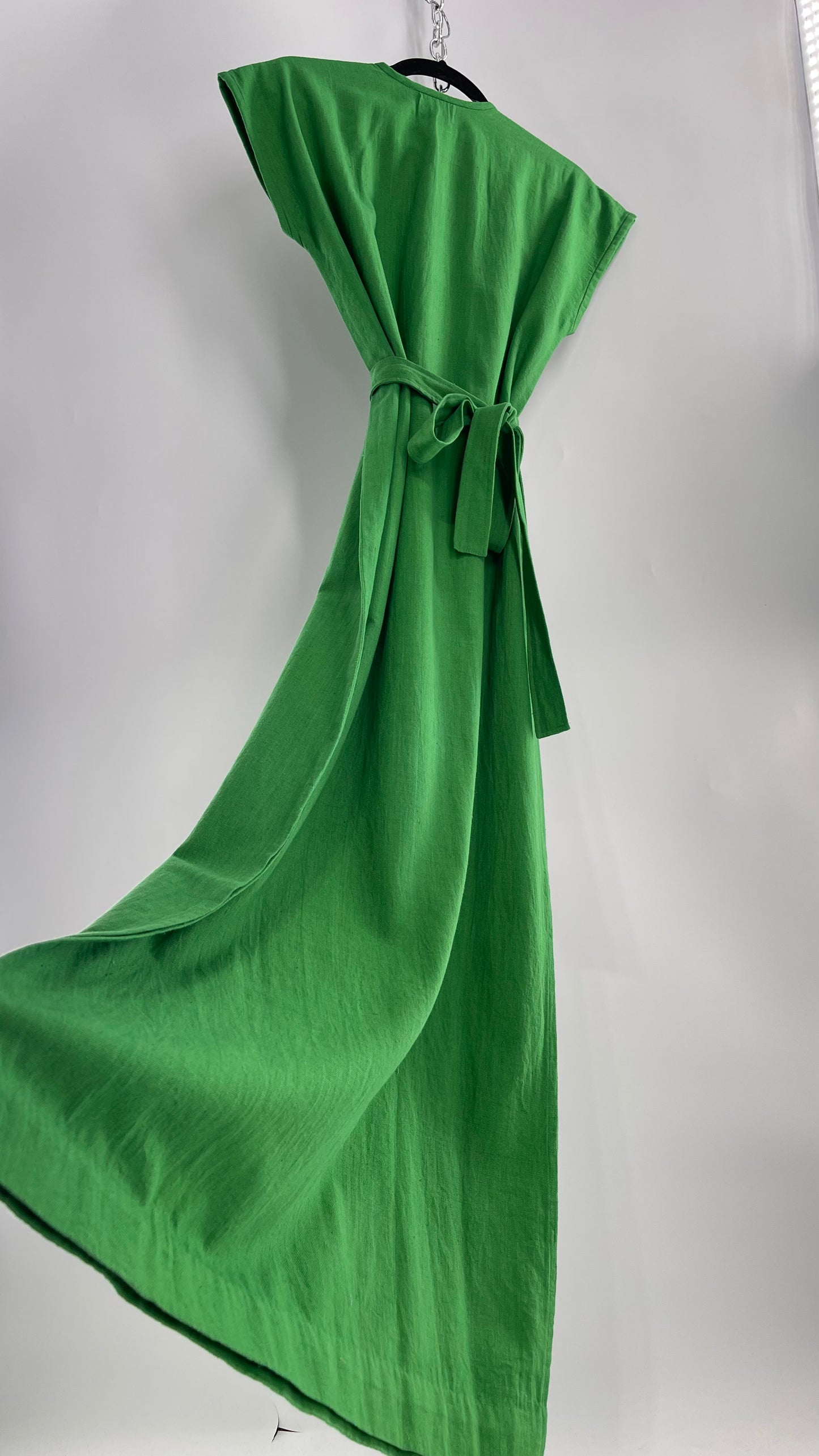 Vintage 1970s NAHUIT 100% Cotton, Kelly Green, Embroidered Tunic Dress Imported from El Salvador (Small)