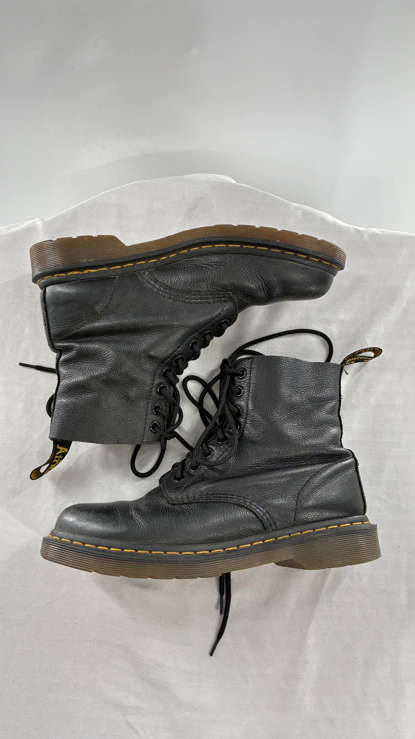 Vintage Dr. Martens 1460 Pascal Virginia Soft Leather Black Boots (8L)