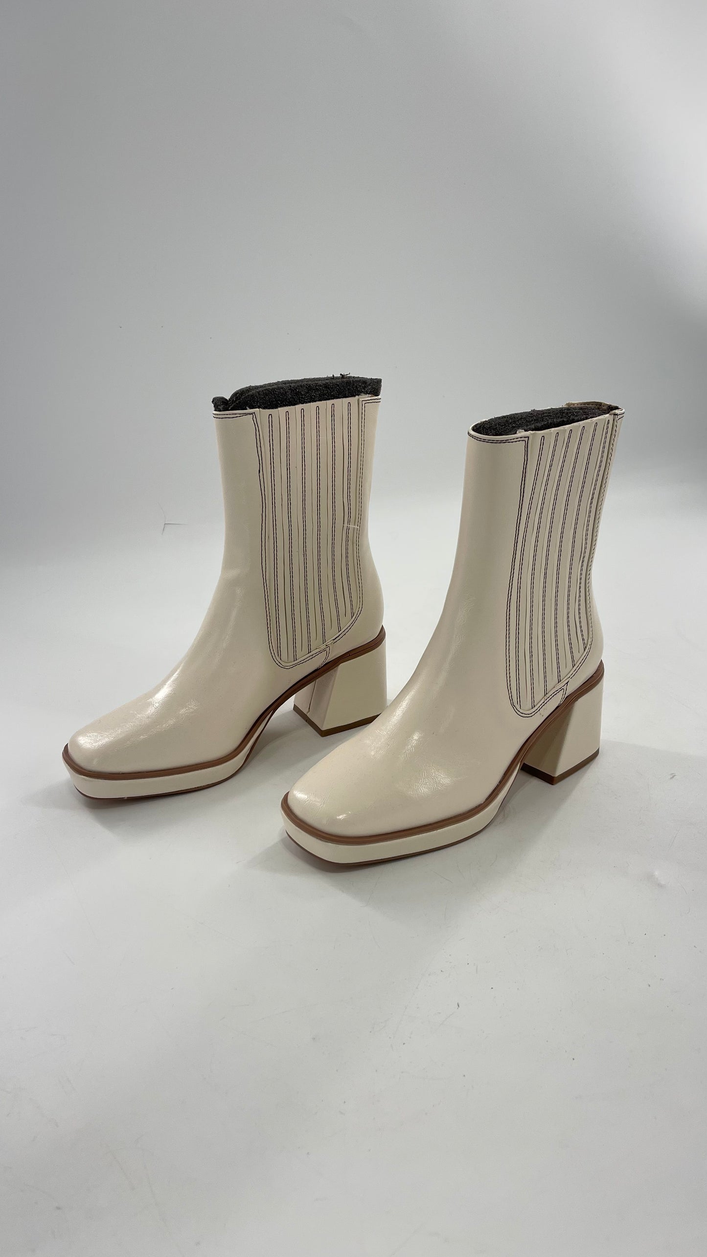Urban Outfitters Off White Chunky Heel Booties (7)