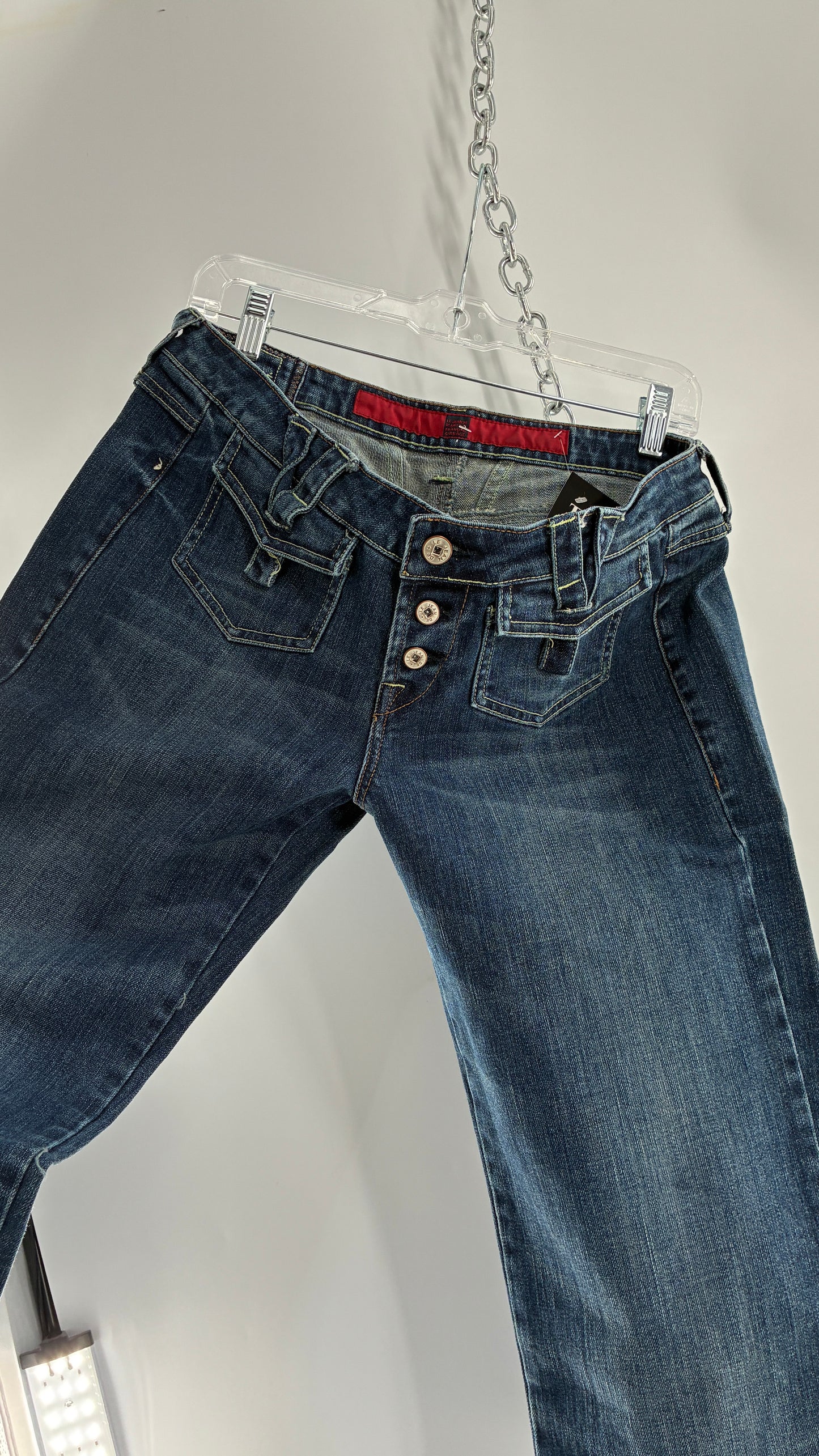 Vintage MARITHÉ FRANCOIS GIRBAUD Medium Wash Jeans with Hip Pocket Details (30)