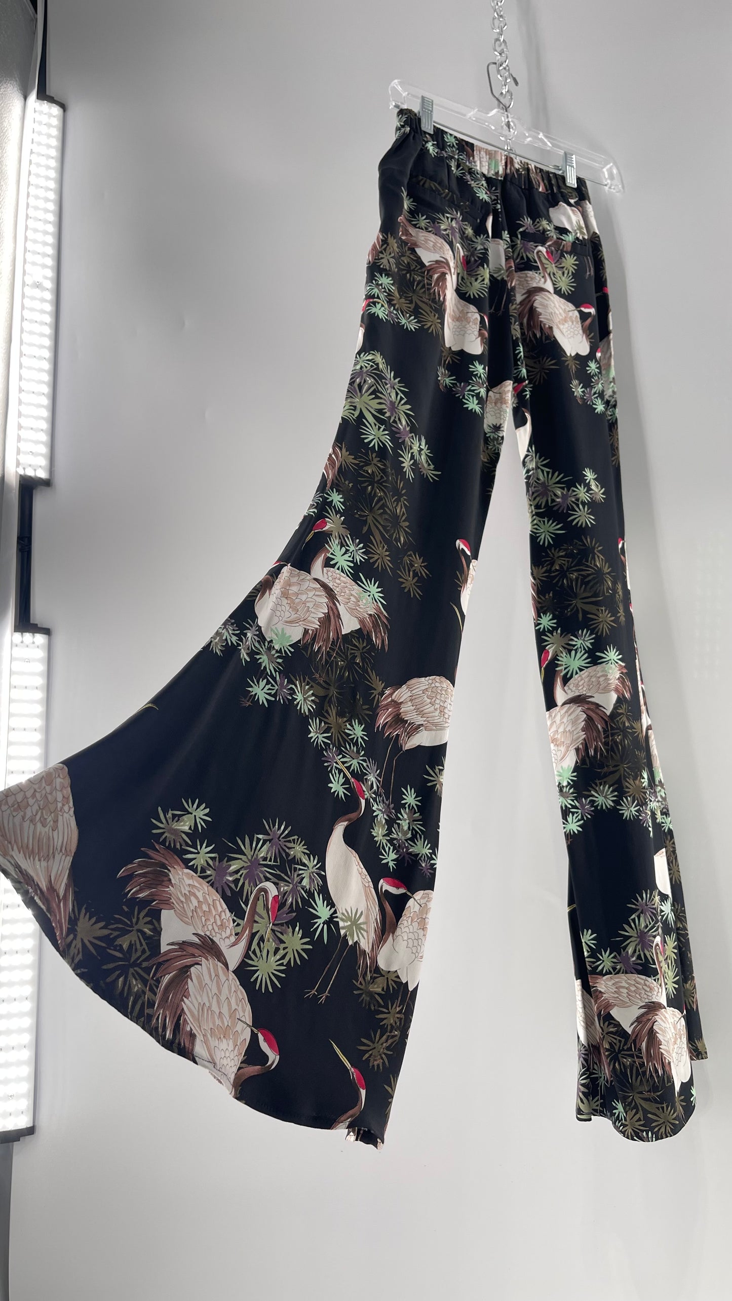 Zara Black Crane Printed Graphic Pocketed Flare Trousers (XS)