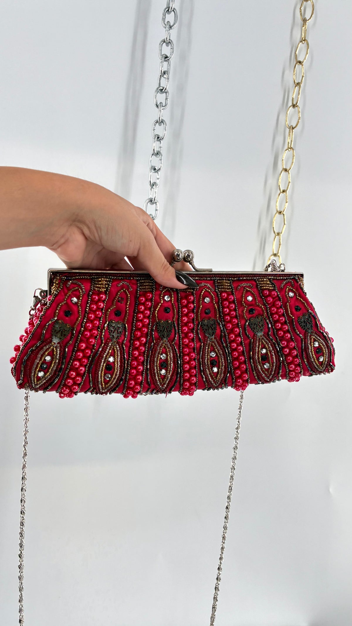 Vintage Red Paisley Beaded Kiss-Lock Evening Bag With Chain Strap