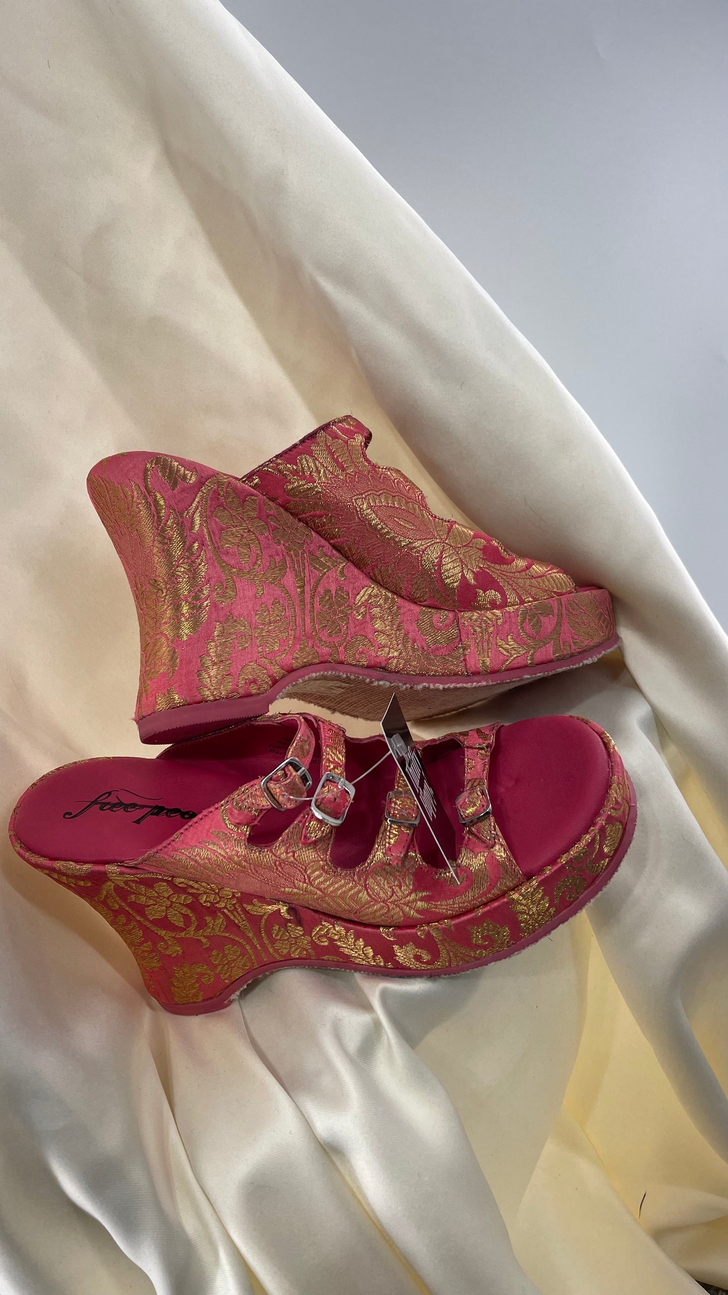 Free People Hot Pink Hoffman Buckle Front Wedge Heels with Satin Gold Paisley/Brocade Pattern (37)