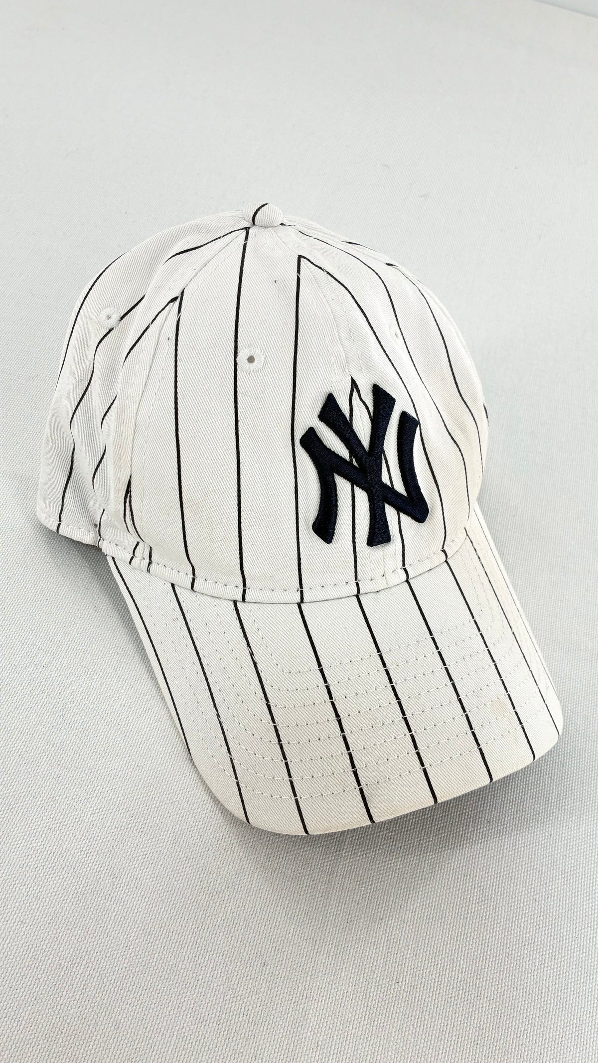 Vintage YANKEES Pin Stripe Baseball Hat