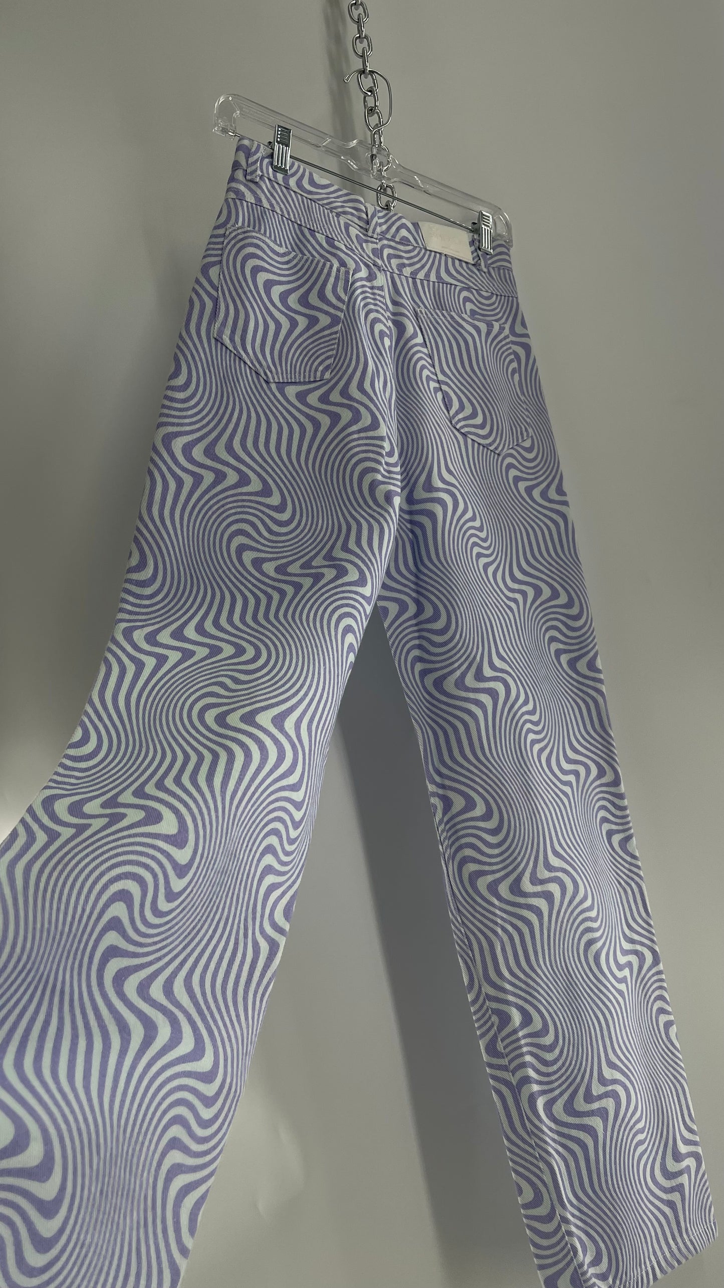 Shekou New Zealand Wavy Patterned Straight Legs (Small)