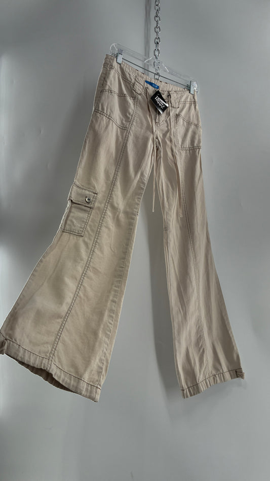 Vintage dELiA*s Light Weight Ultra Low Rise Kick Flare Cargo (3)