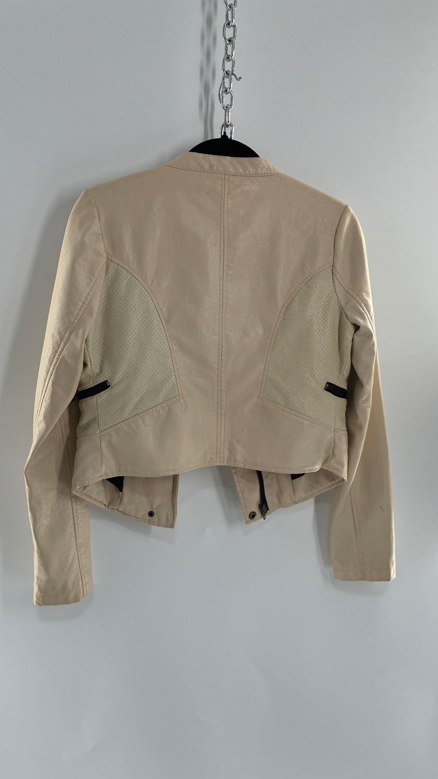 Vintage MATERIAL GIRL Cream Vegan Leather Moto Jacket with Contrast Zipper and Neck Strap (Small)
