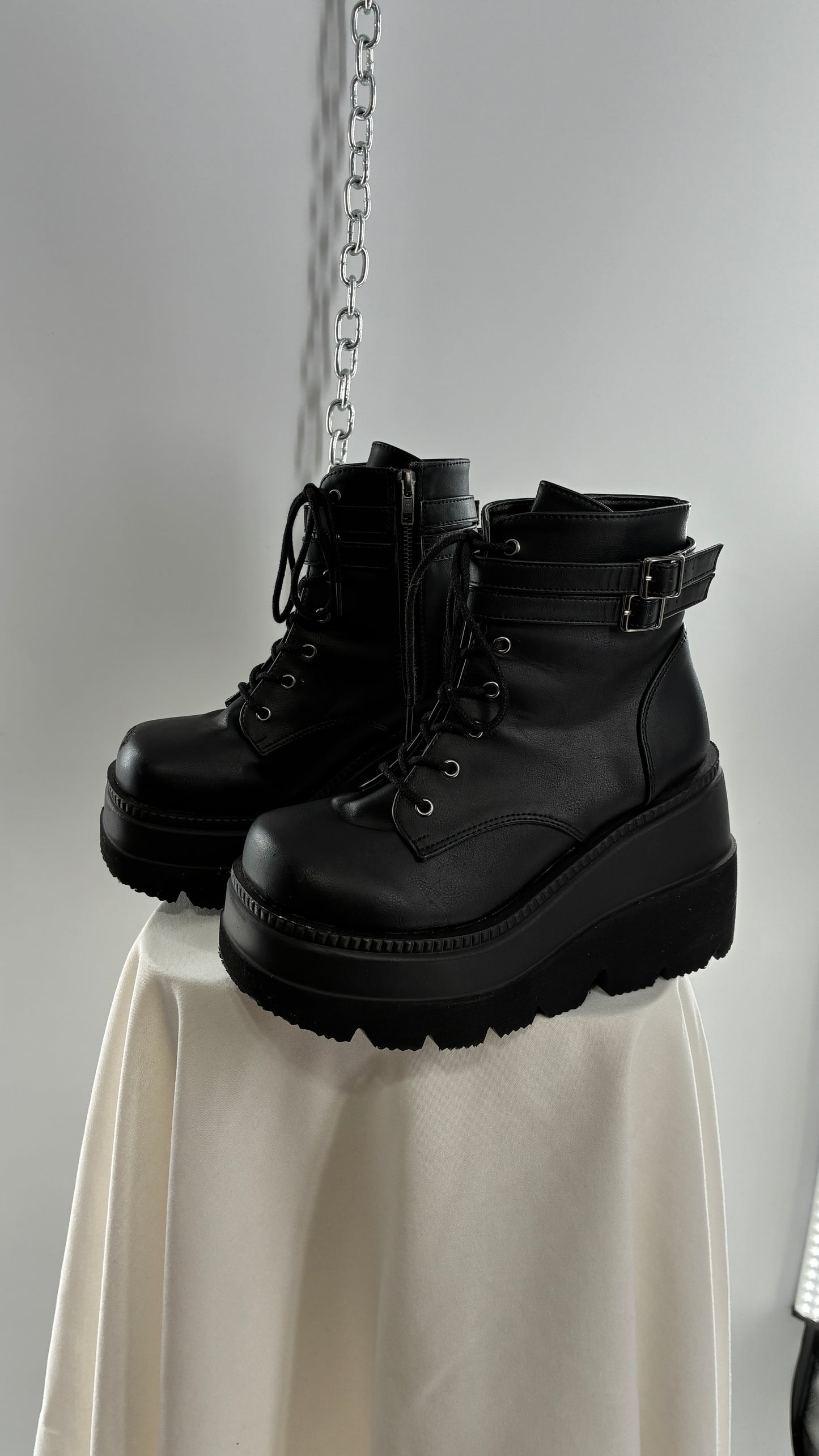 DEMONIA Shaker-52 Black Platform Wedge Combat Boots  (9)
