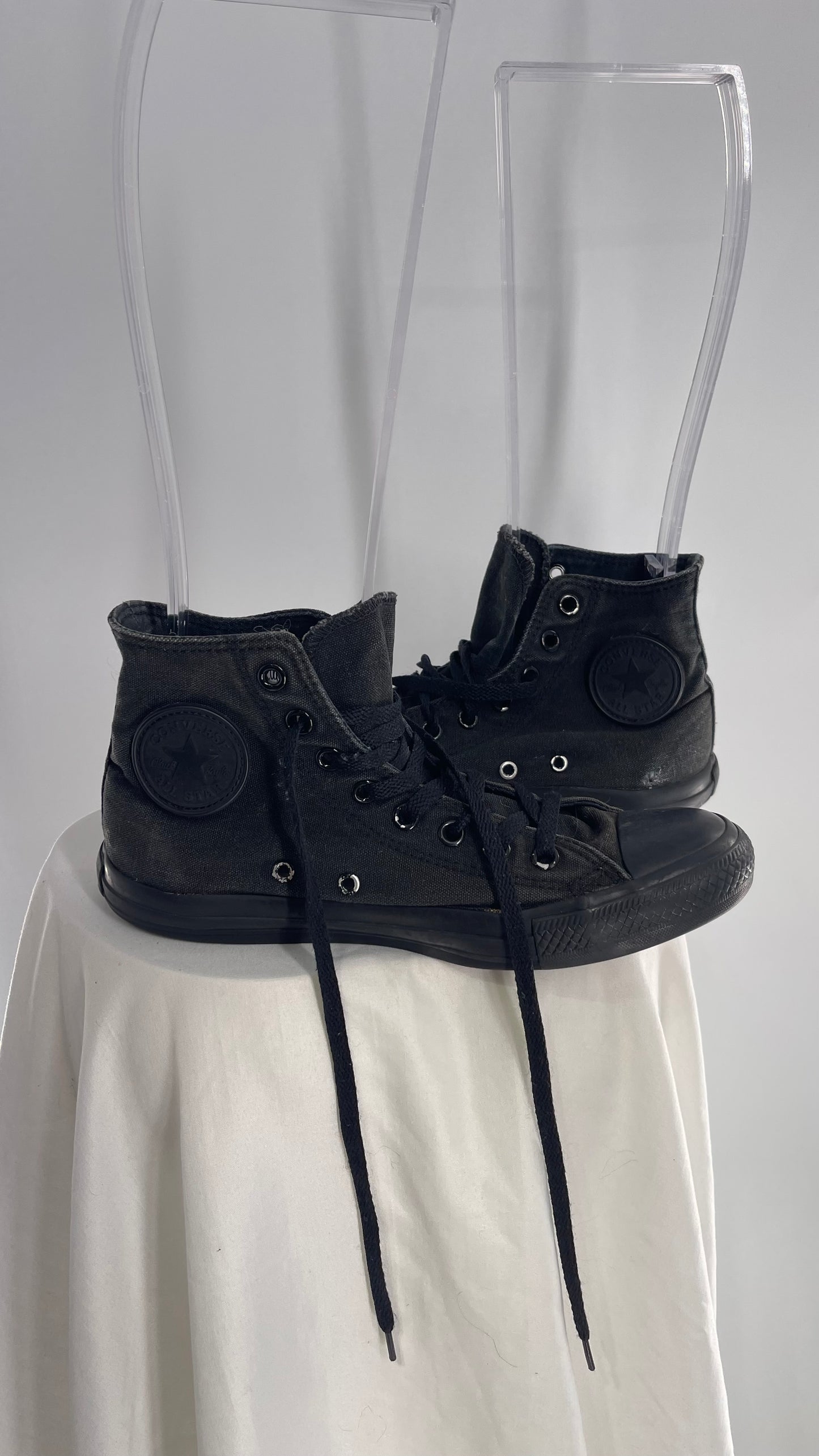 All Black Monochromatic Distressed Rugged Vintage Converse (Men’s 7 Women’s 9)