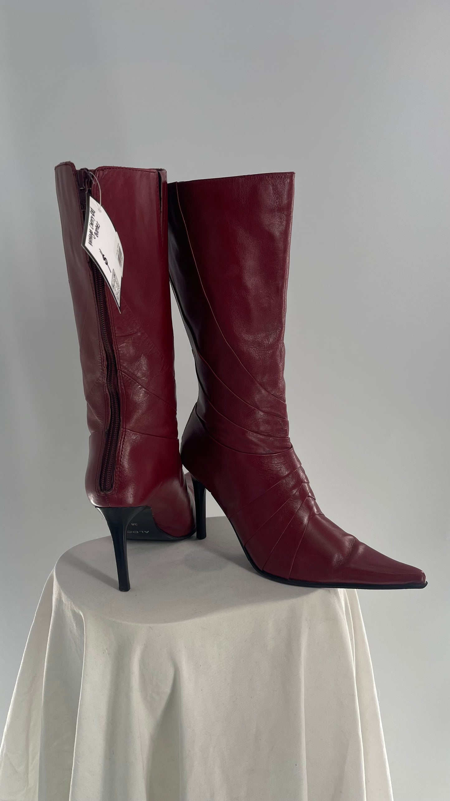 Vintage ALDO Cherry Red Pleated Pointed Toe Knee High Heeled Boots (38)