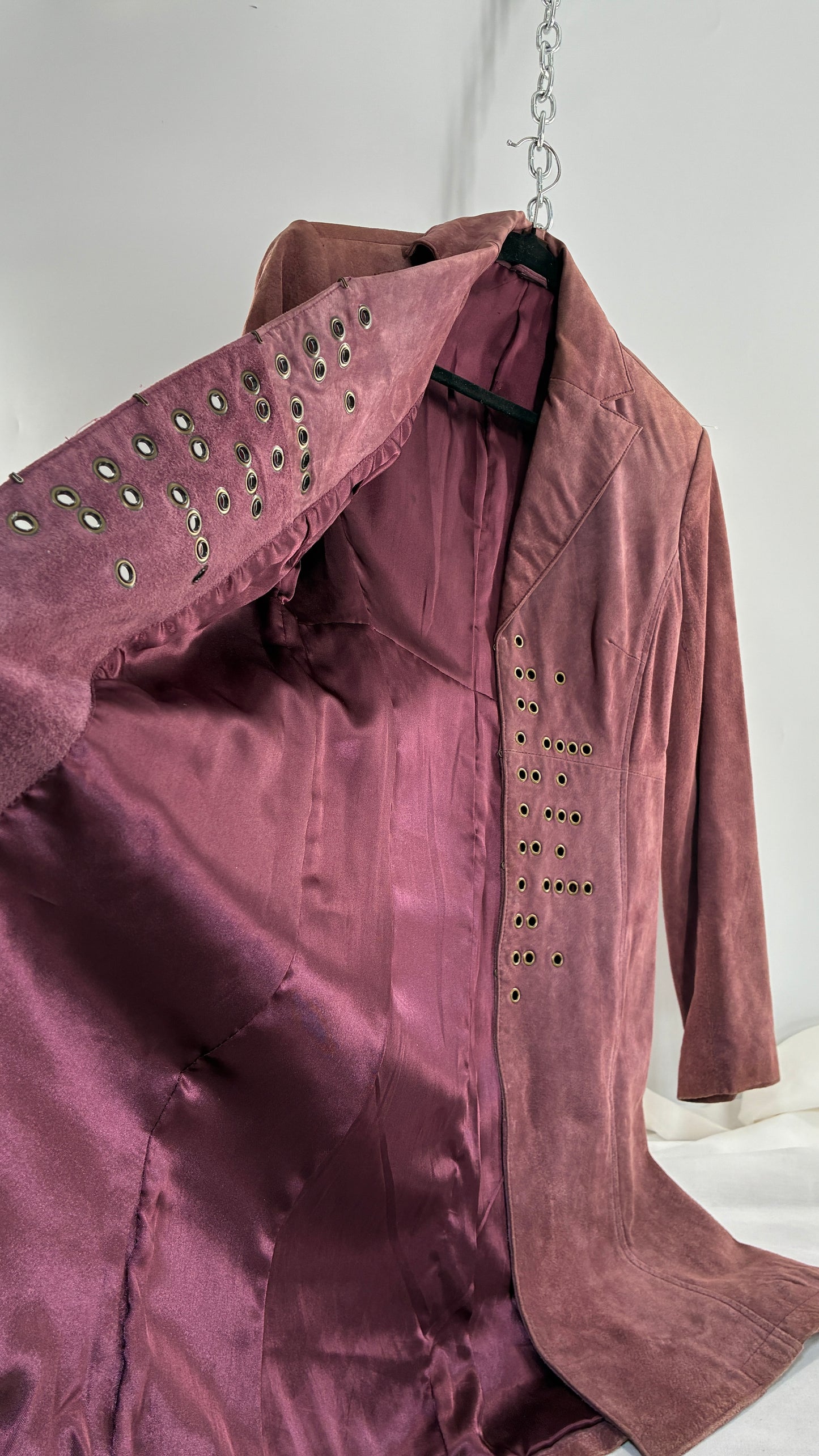 Vintage BANDOLINO Genuine Suede Dusty Mauve Coat with Gold Grommet Detailing (Small)