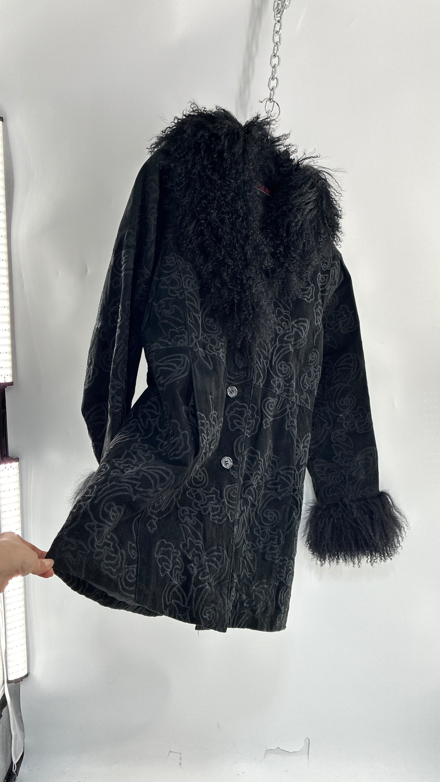 Vintage PHASE TWO Embroidered Black Genuine Suede Leather Coat with Mongolian Fur Collar and Cuffs (XXL)