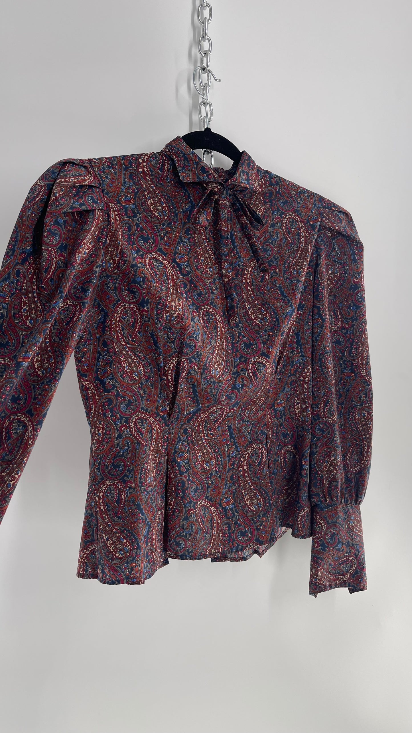 Vintage First Glance Paisley Balloon Sleeve, Sculpted Waist, Tie Neck Blouse from El Salvador (9/M)