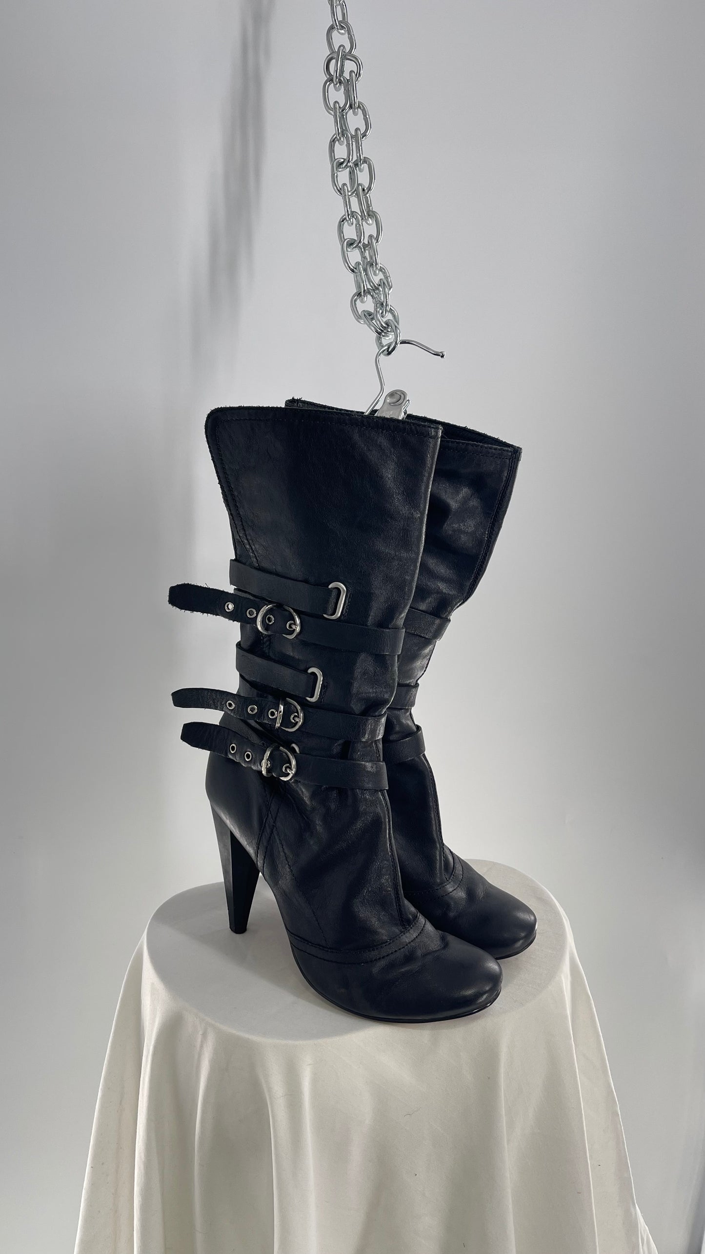 Vintage Black Leather Round Toe Knee High Boot Heel with Multiple Strap/Buckle Details (8.5)