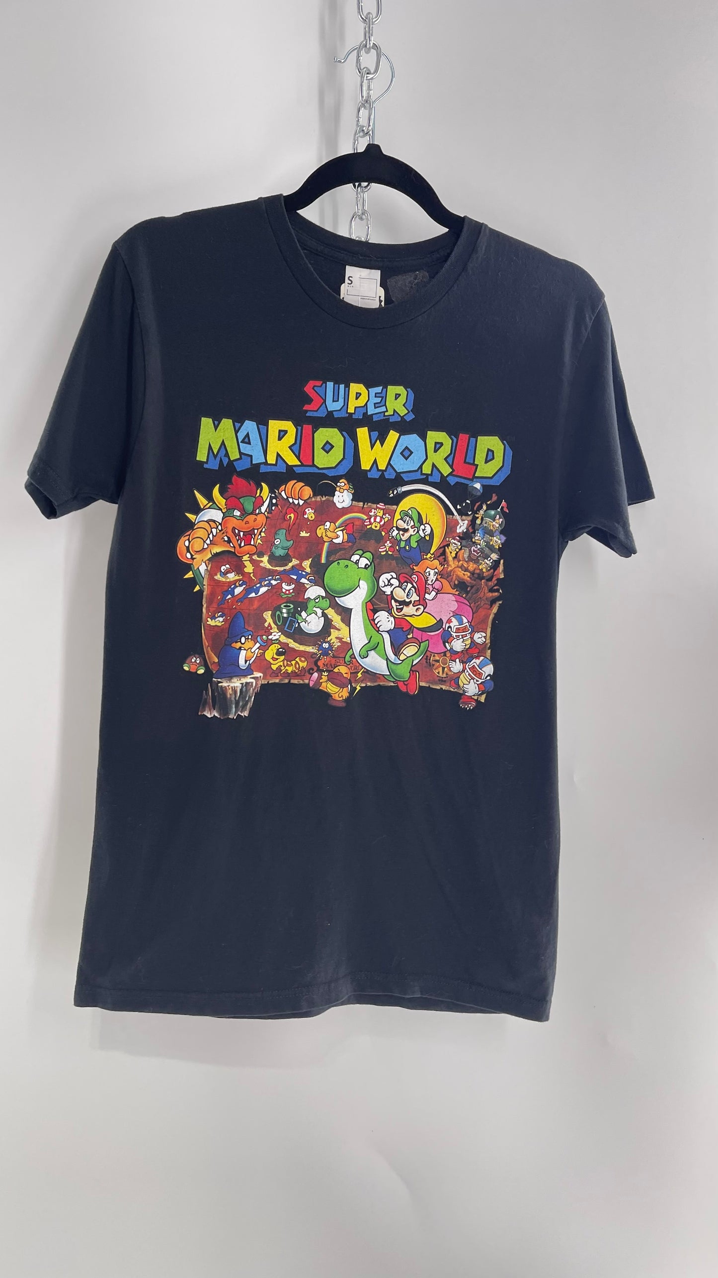 Vintage Old School Official Nintendo Super Mario T Shirt (Small)