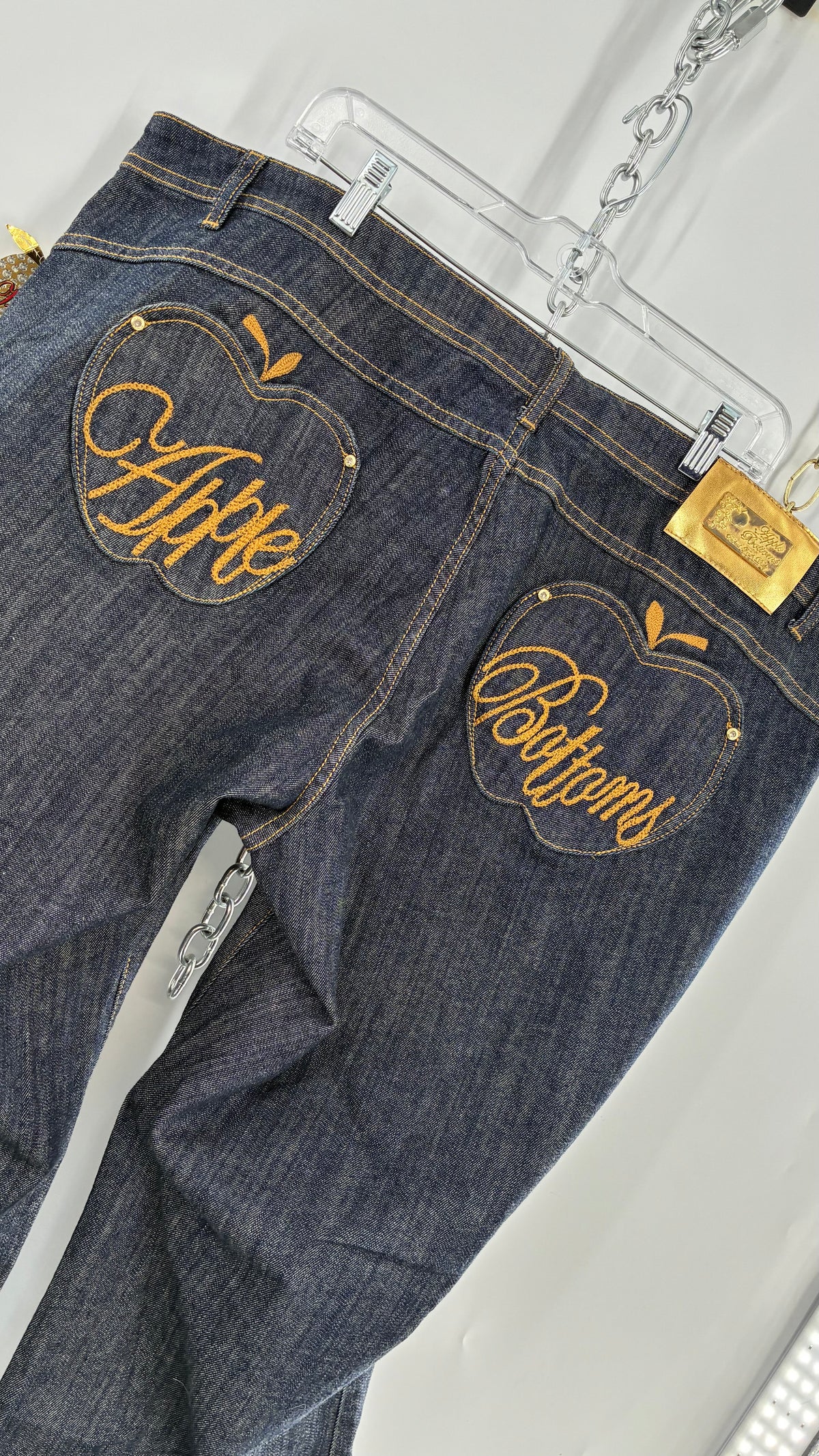 Deadstock Vintage Iconic APPLE BOTTOM JEANS with Apple Pockets and Embroidered Lettering (24)
