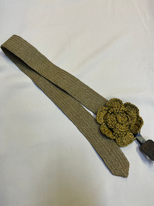 Vintage Miss Albright Elastic Tan Woven Belt with Artisan Looking Crochet Flower (M/L)