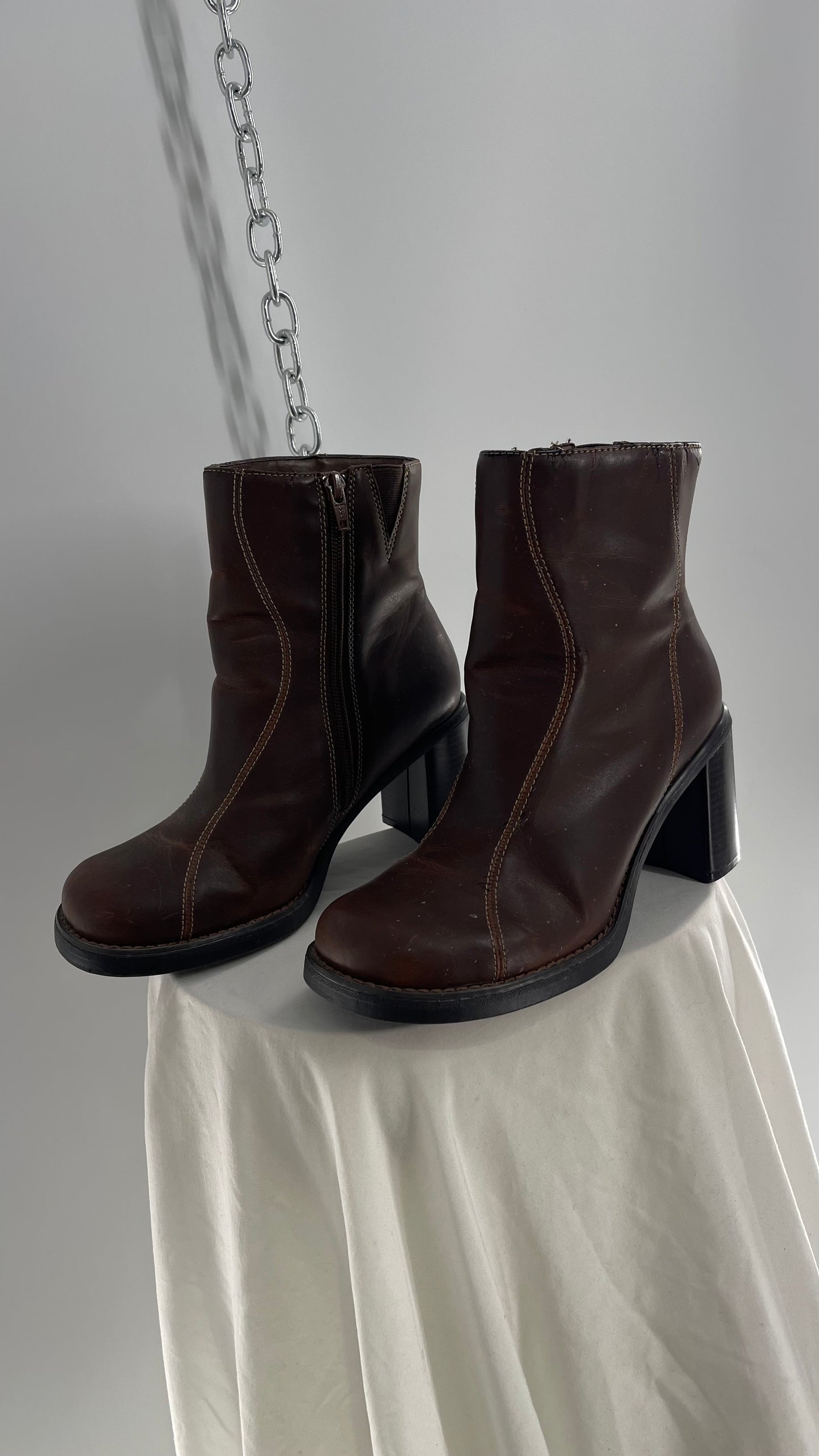 Vintage Lower East Side Brown Leather Wavy Stitch Round Toe Booties with Chunky Heel  (8.5)