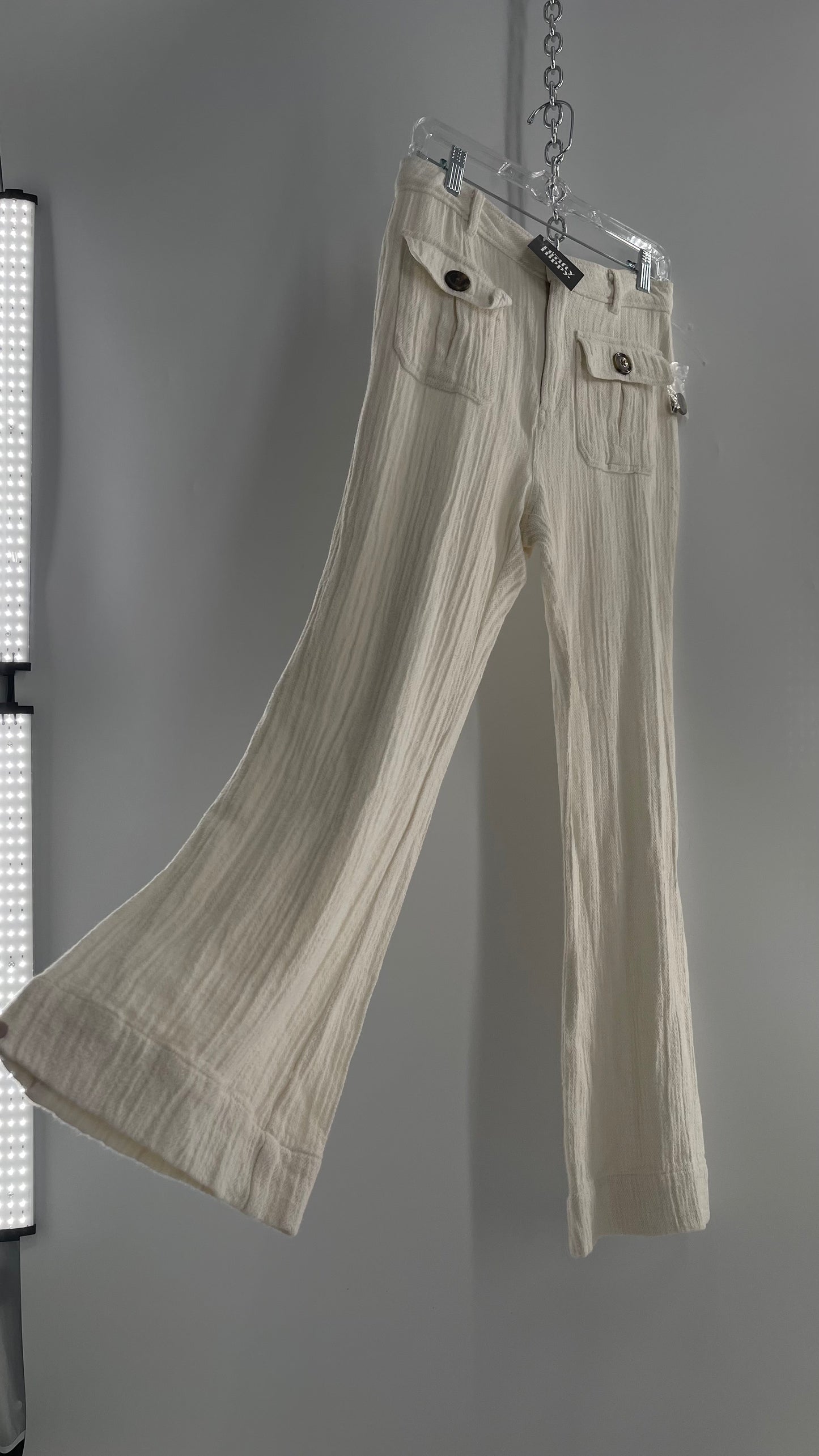 Free People White 55% Linen 45% Cotton Crimped Kickflare with Double Pockets and Brown Tropical Style Button (8)