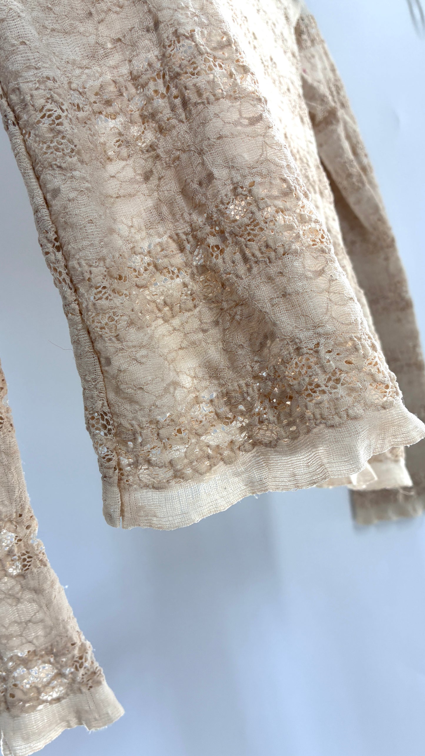 Vintage MERGIRL Thin, Delicate Sheer Lace Long Sleeve (Medium)