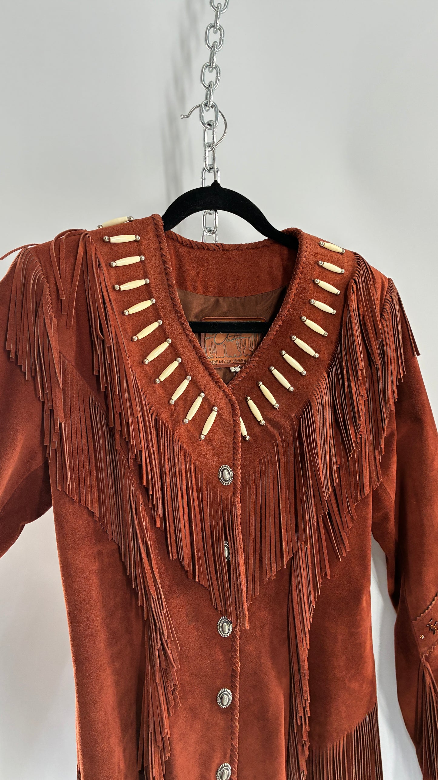 Vintage 1970s Suede Made in Old Senora Mexico Rust Thick Heavy Duty Suede Leather Jacket with Pointed Hemline, Beaded Details and Fringe Design (8)