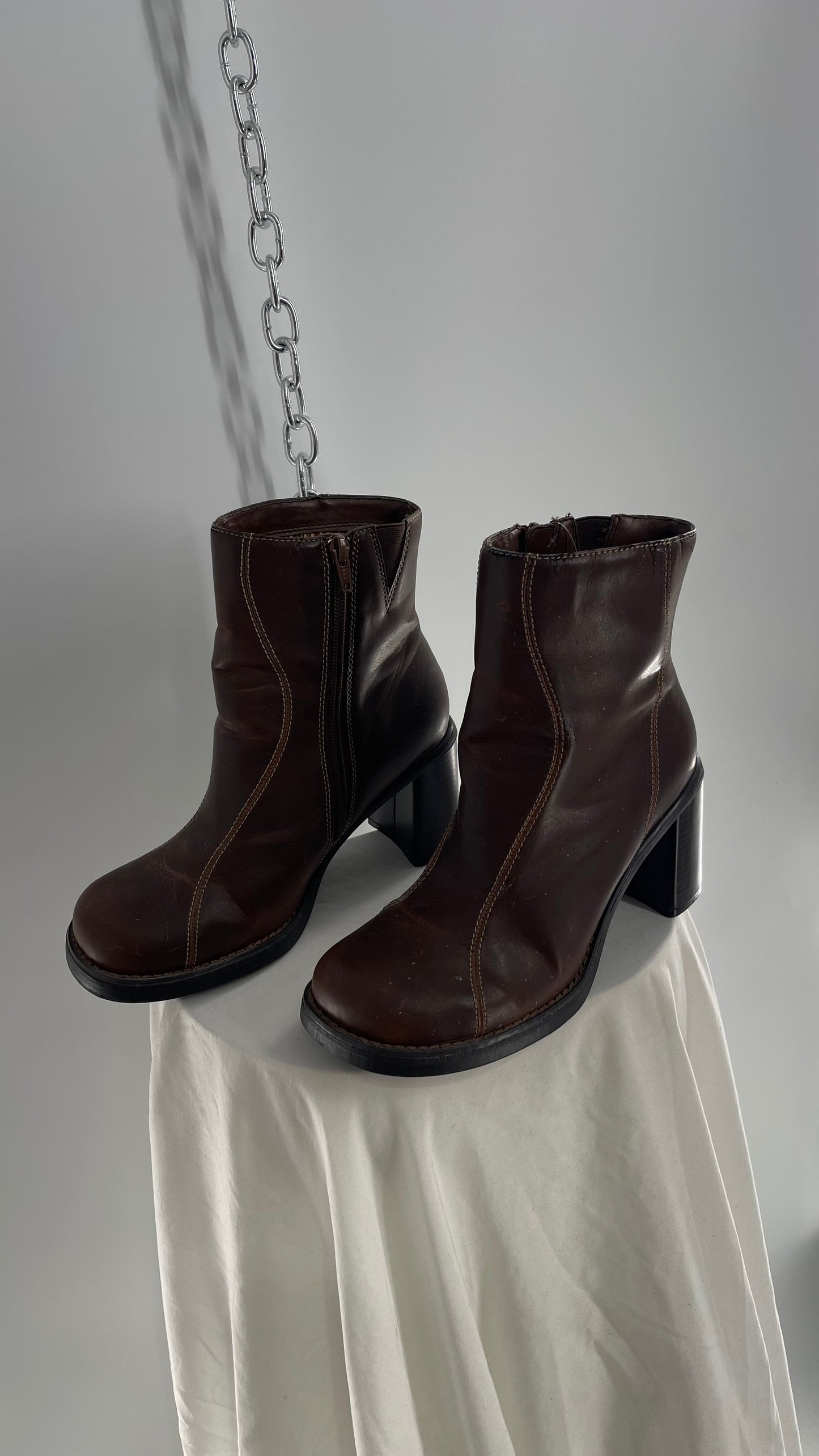 Vintage Lower East Side Brown Leather Wavy Stitch Round Toe Booties with Chunky Heel  (8.5)