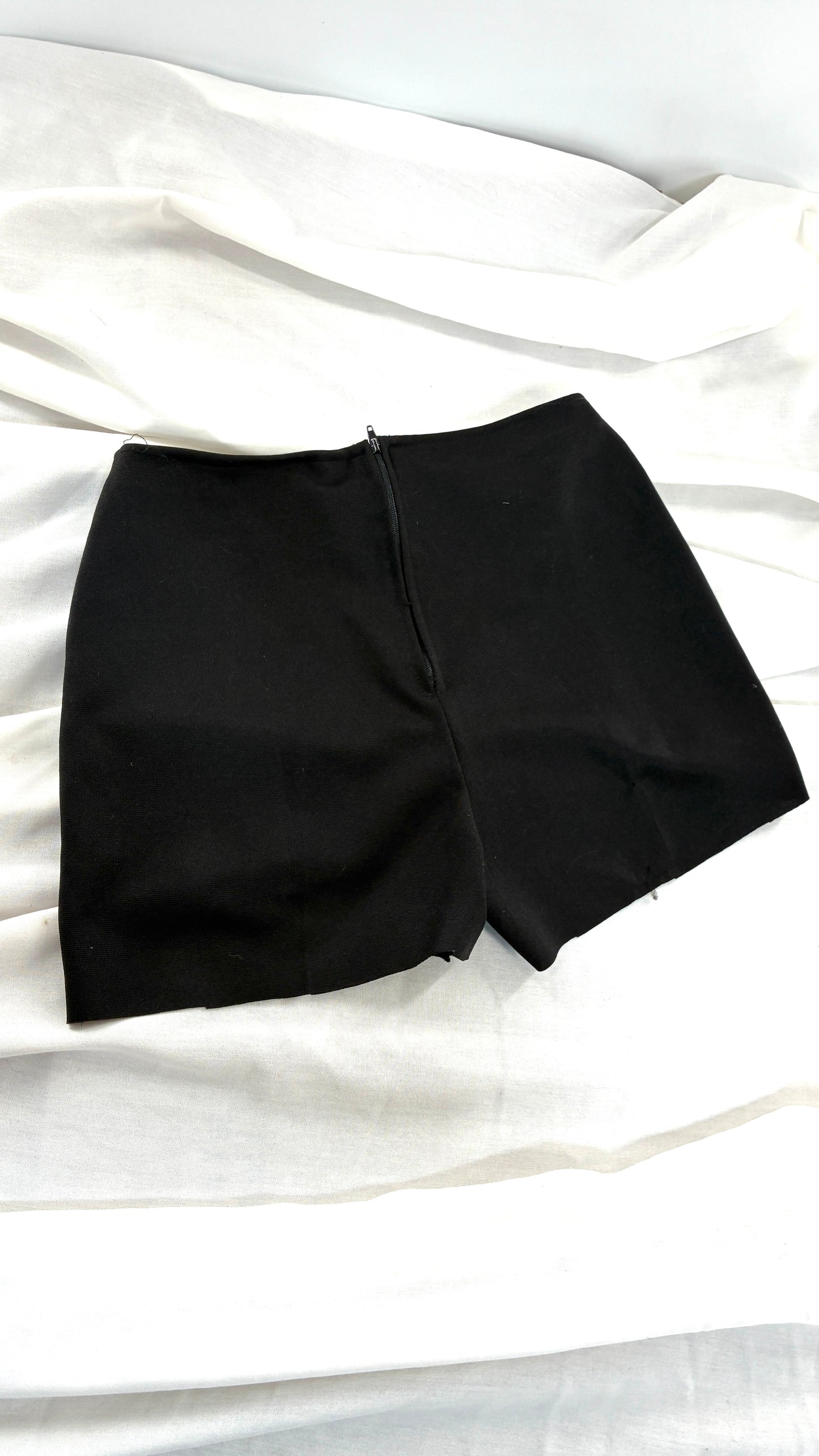 Vintage JOE BENBASSET Cut Off Micro Short with Silver Buckle (Small)