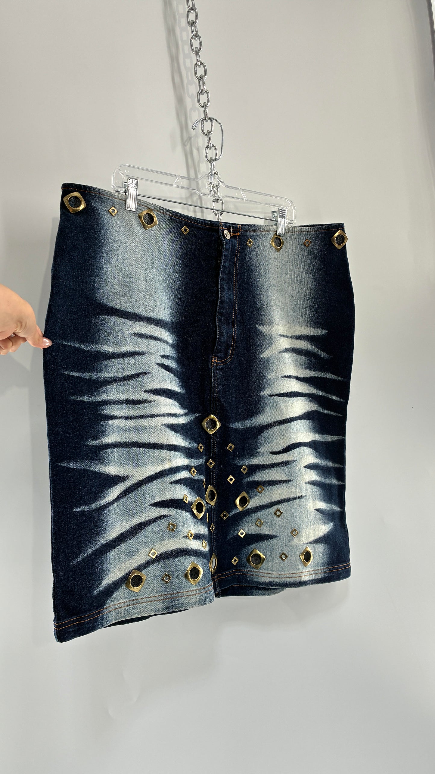 Vintage REVOLT Low Waisted Denim Skirt with Zebra Pattern and Gold Grommets (20)