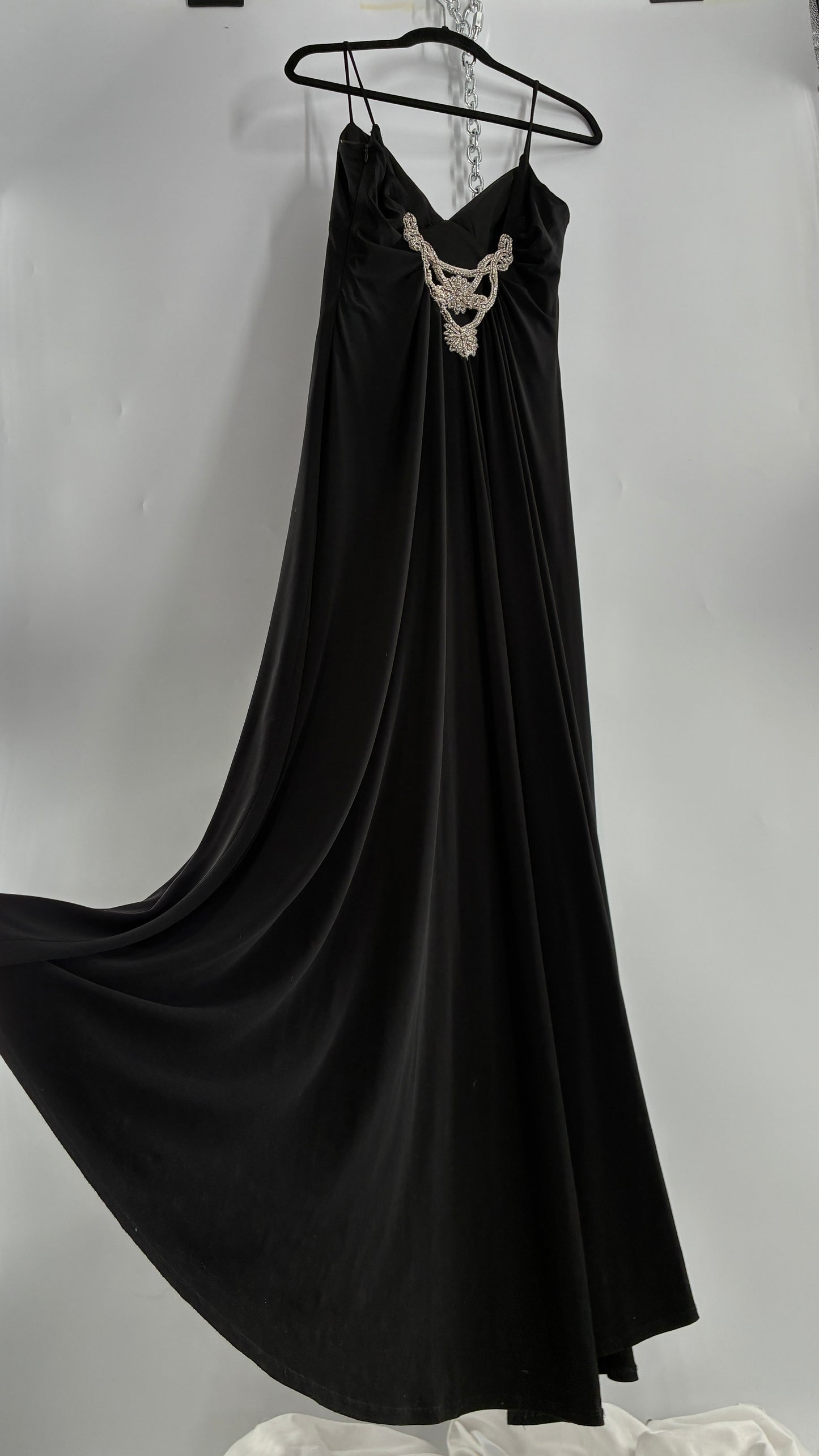 Vintage JS COLLECTION Black Full Length Gown with Jeweled Appliqué and Pleated Back (12)