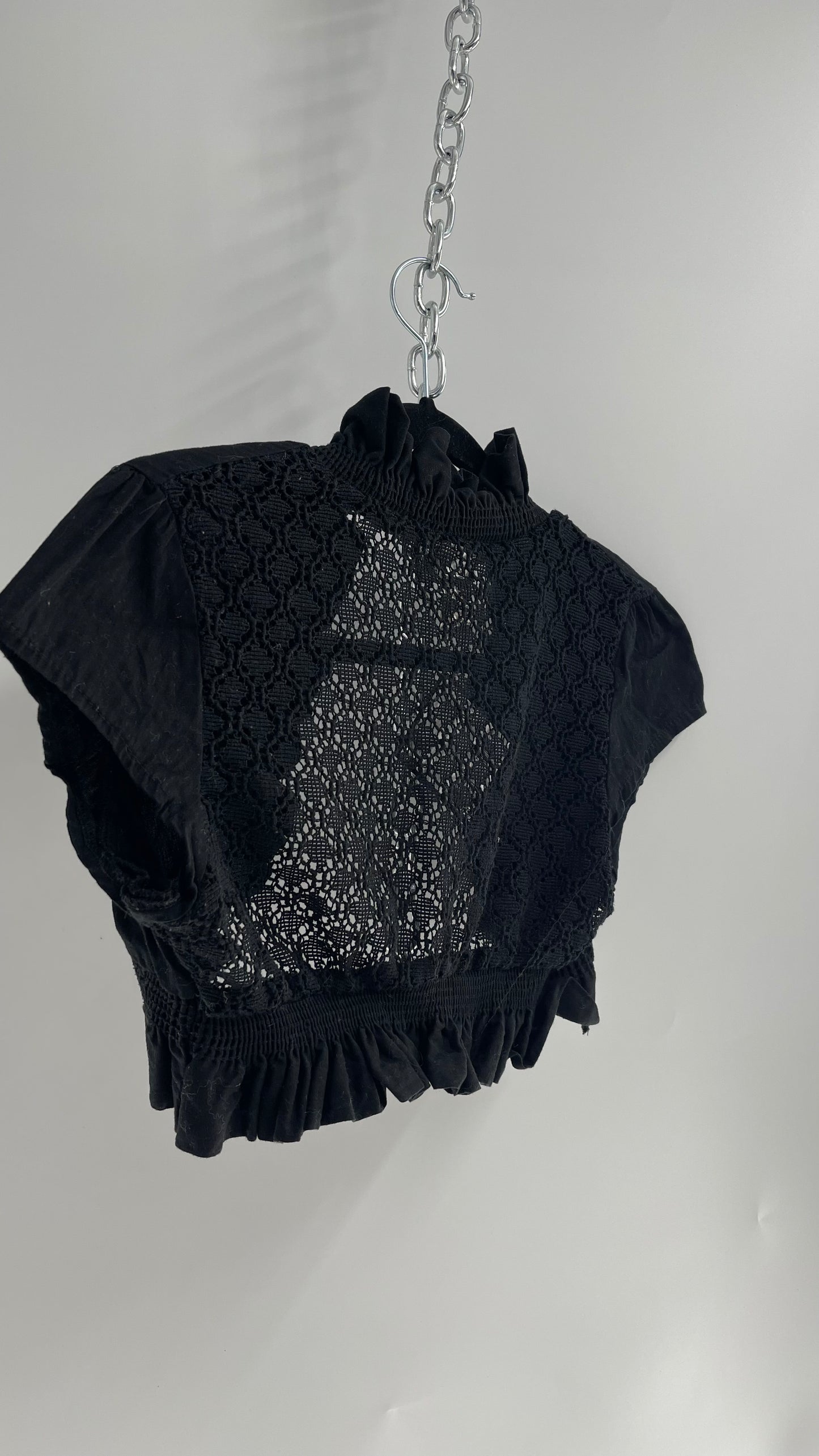 Vintage Valid 1990s Black Lace Crochet Shrug (Medium)