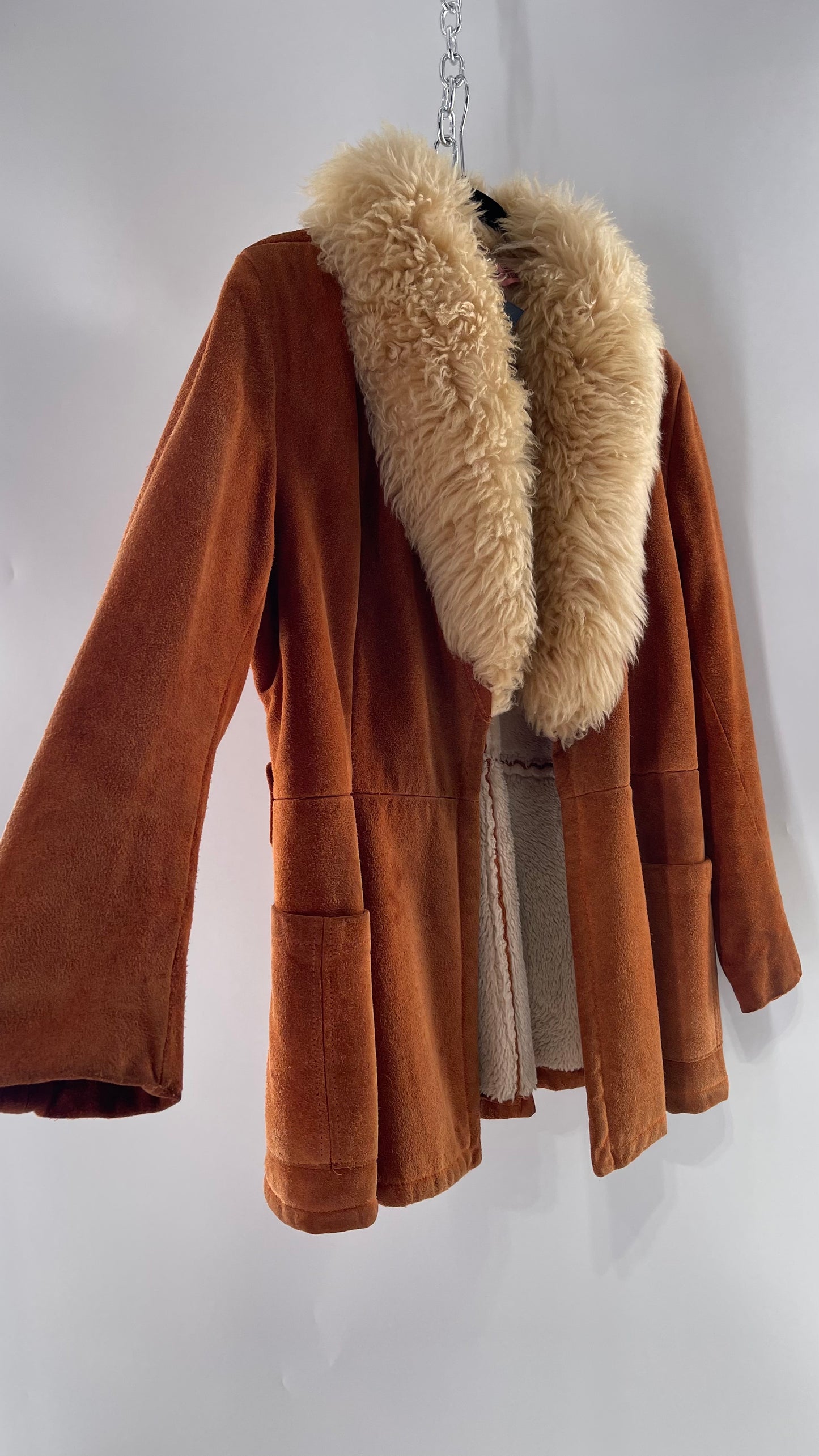 1970s Vintage Burnt Orange Suede Thick Heavy Sherpa Lined Jacket with Genuine Fur Collar (C)(Medium)