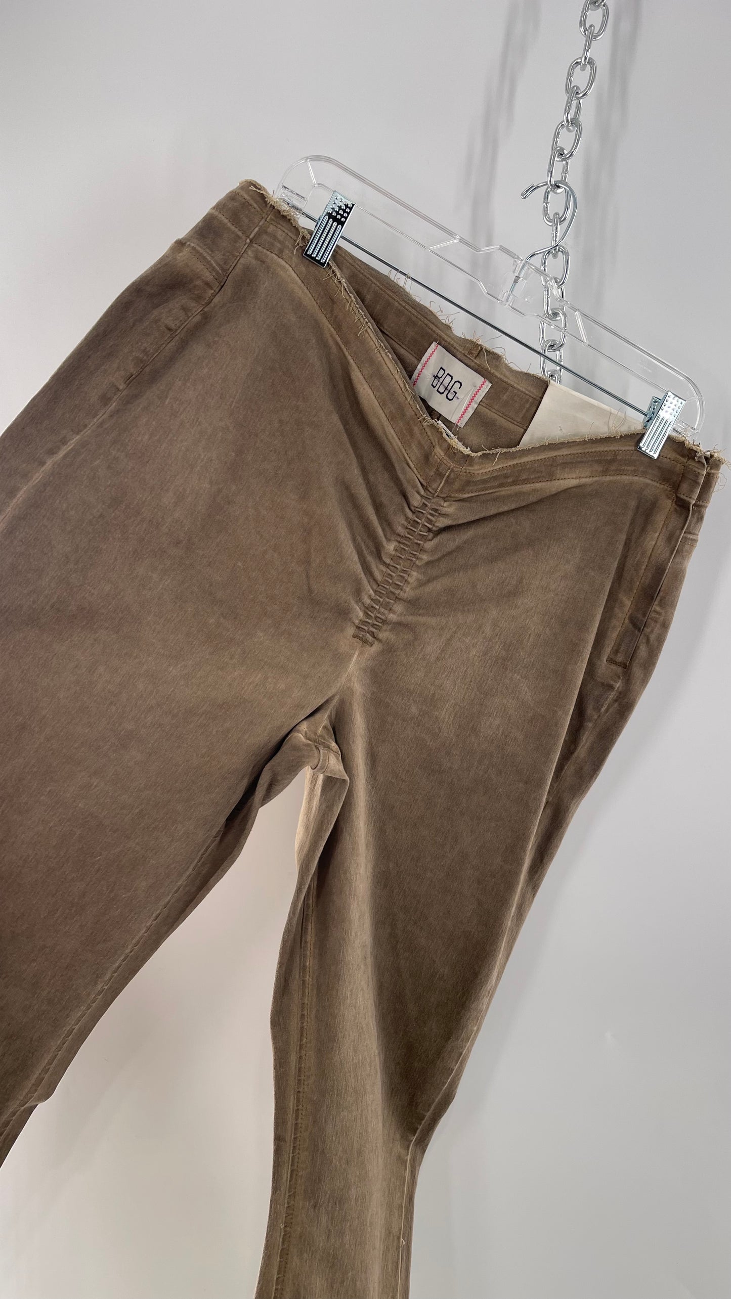 BDG Brown Scrunch Front Kick Flare Bell Bottoms with Side Zipper (33)