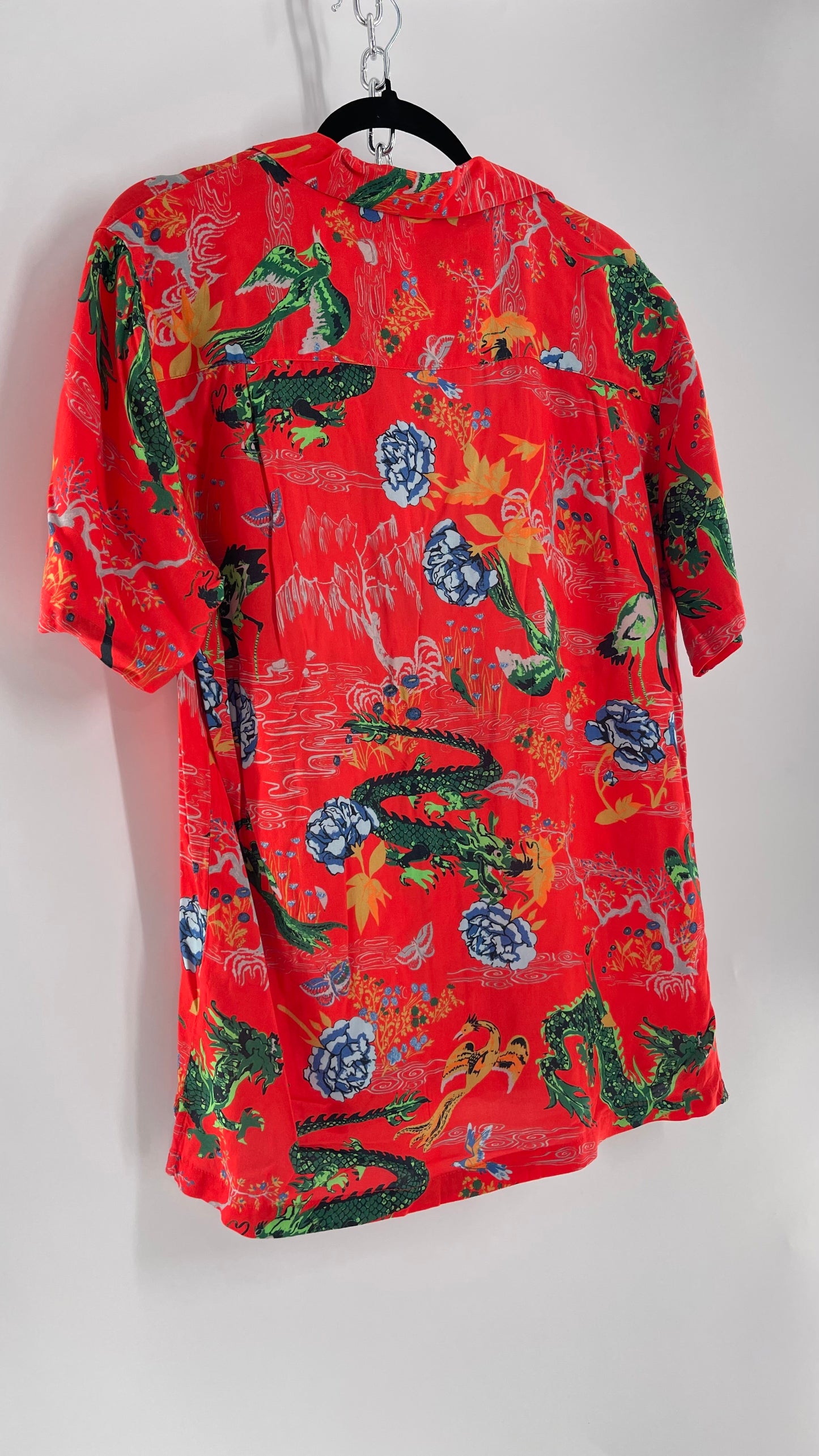 Urban Outfitters Red Dragon Motif Men’s Button Up (Small)