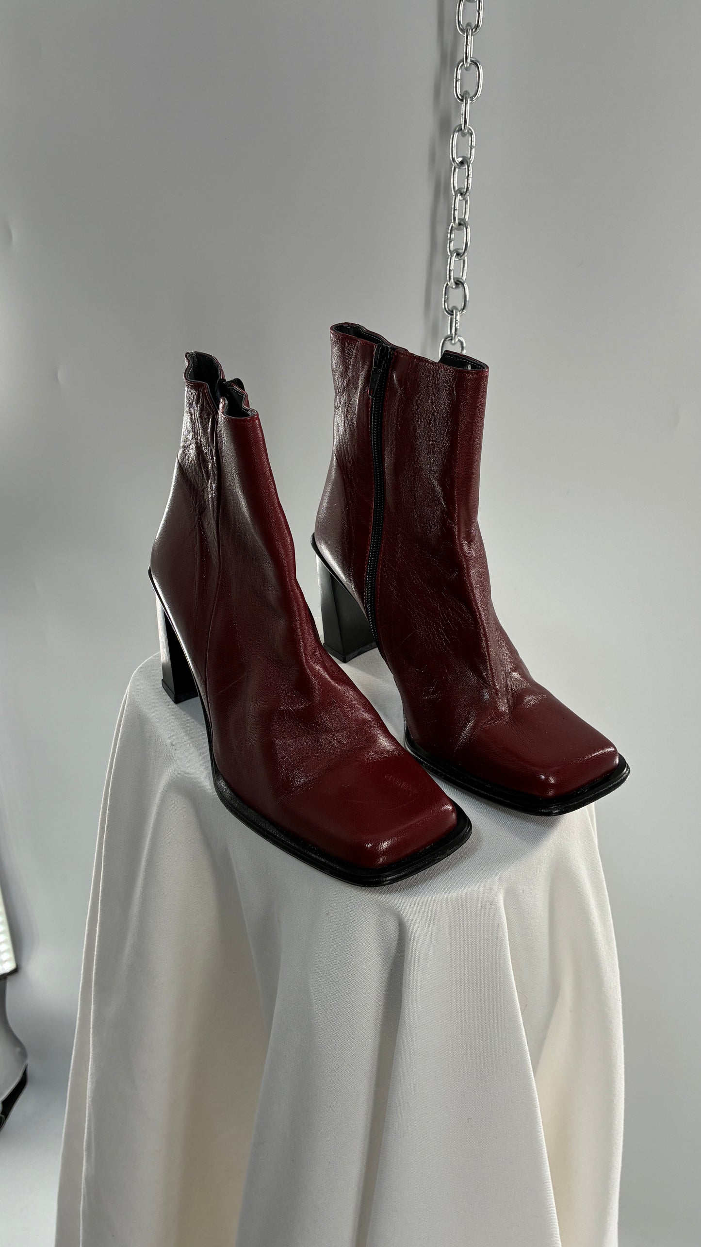 Vintage APARATUS BOOTS Red Genuine Leather Square Toe, Square Heel Boots with Purple Sole (38)