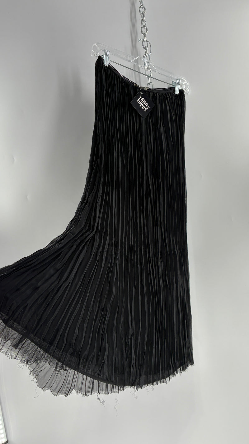 Vintage WORTHINGTON Black Crimped Skirt (S/M)