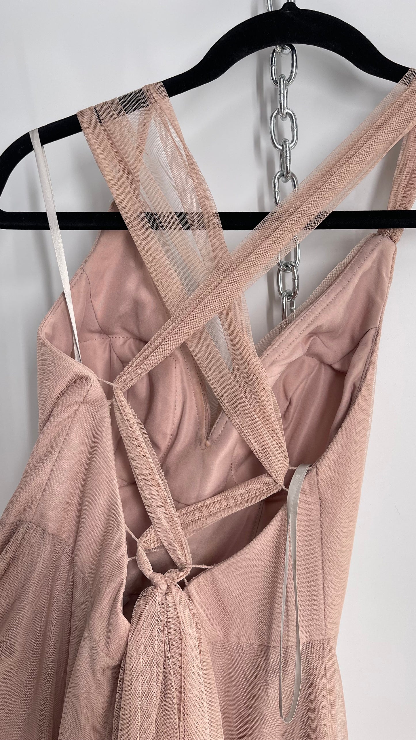 WToo WATTERS Blush Padded Bust and Open Tie Up Back Gown (2)