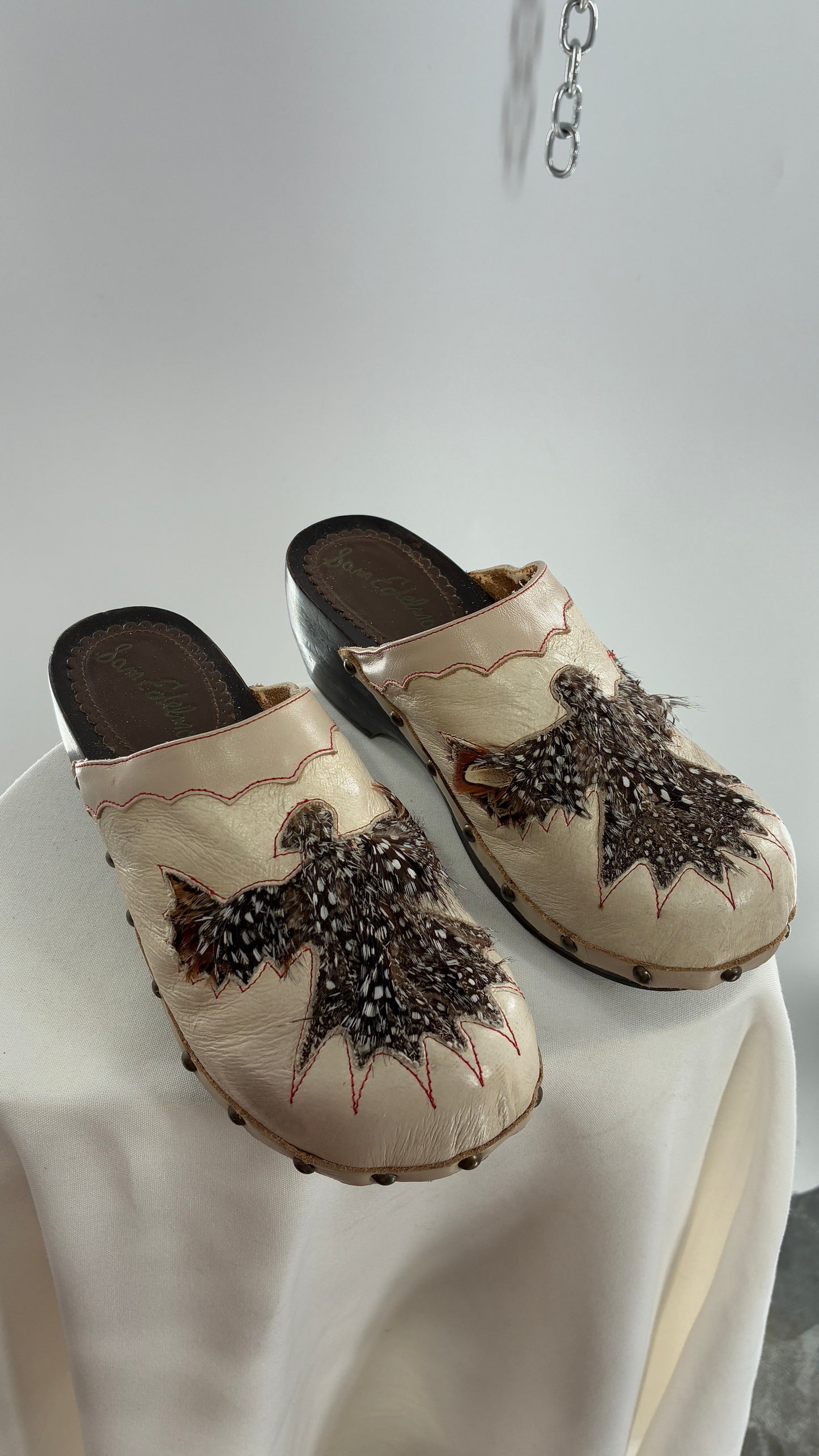 RARE 1970s Vintage SAM EDELMAN Cream Leather Clog with Feathered Phoenix (8)