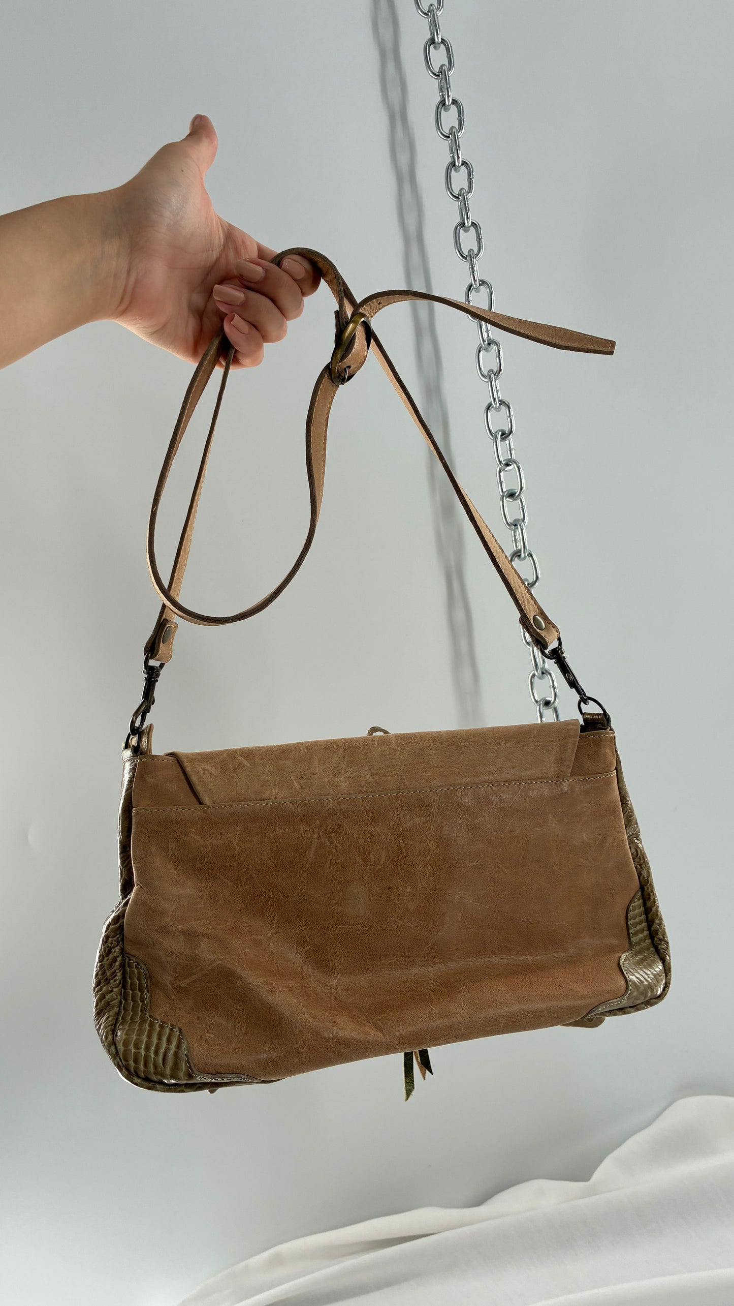 Vintage CLAUDIA ROLDANI Leather Rosette Purse Made in Colombia