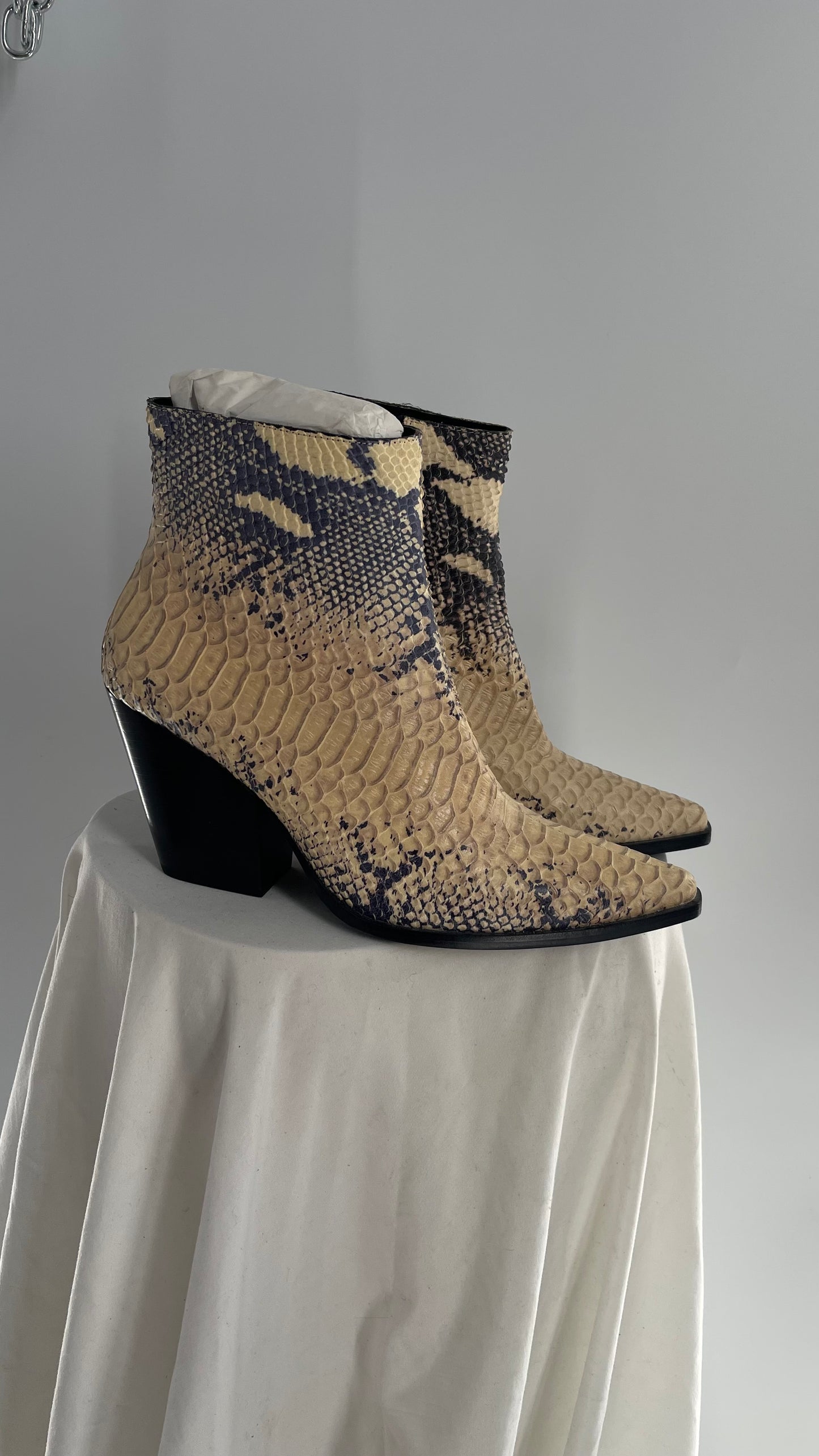 Jeffrey Campbell Snake Skin Patterned Pointed Boots (10)