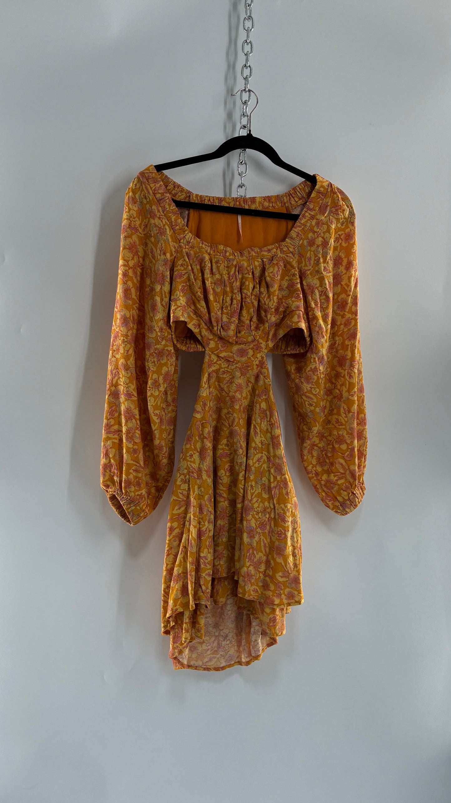 Free People Yellow Cut Out Golden Florals Dress with Ruched Bust and Balloon Sleeves Worn (XS)