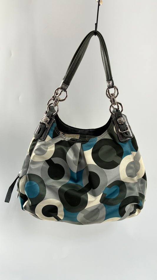 Vintage Maggie COACH Graphic Monogram Grey, Blue, Silver Shoulder Bag
