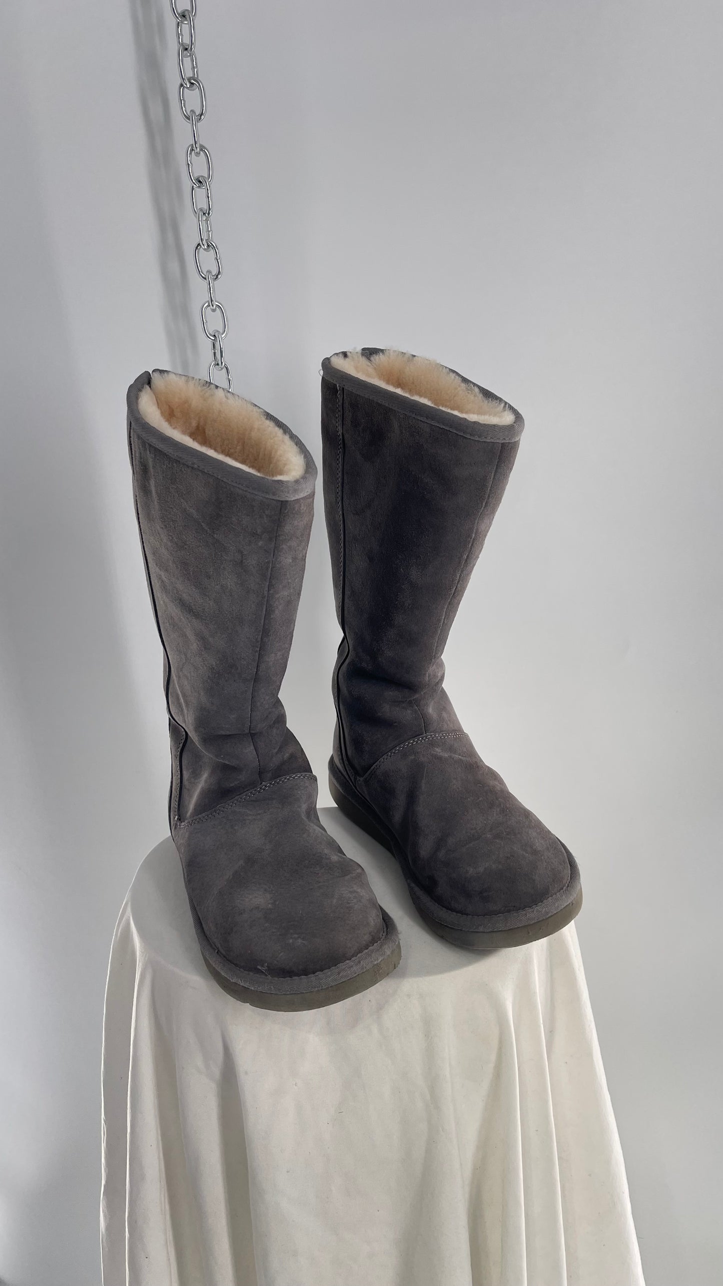 UGG Knightsbridge Tall Sheepskin Grey Suede Leather Fur Lined Boots (8)