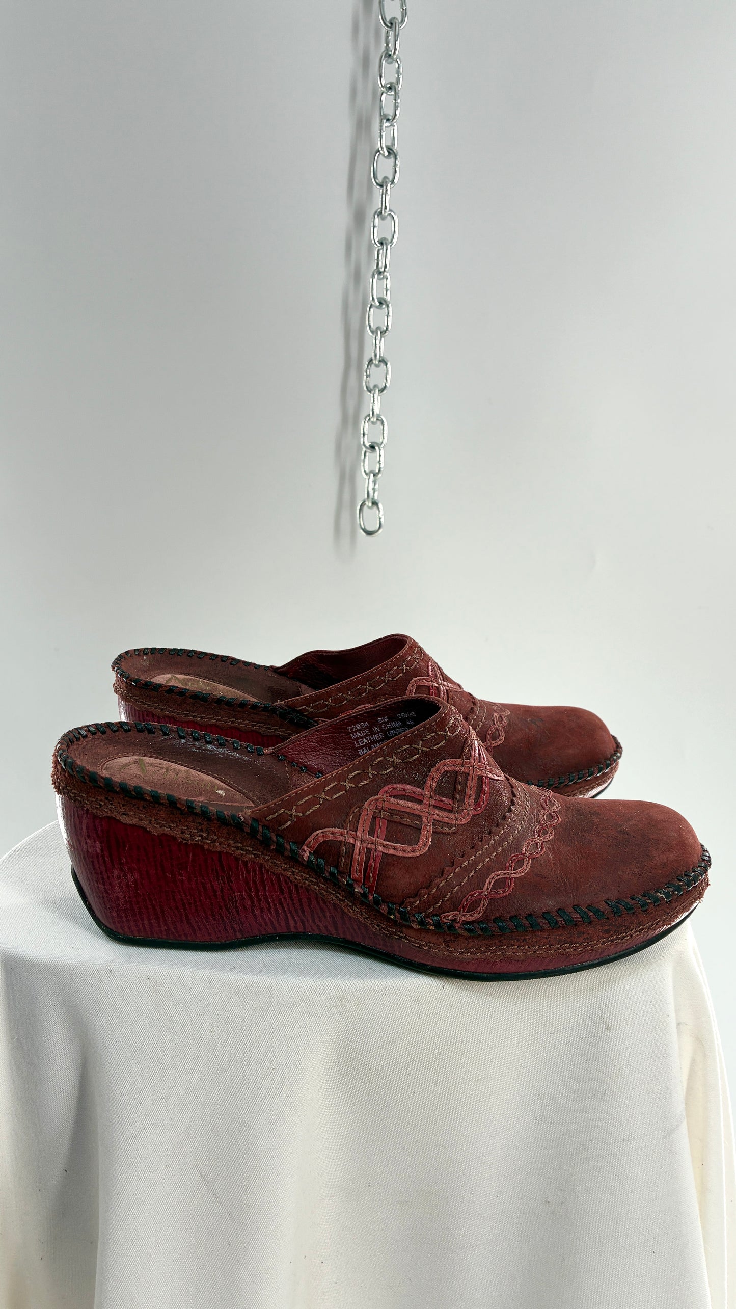 ARTISAN Clark’s Maroon Red Leather Clogs (8)