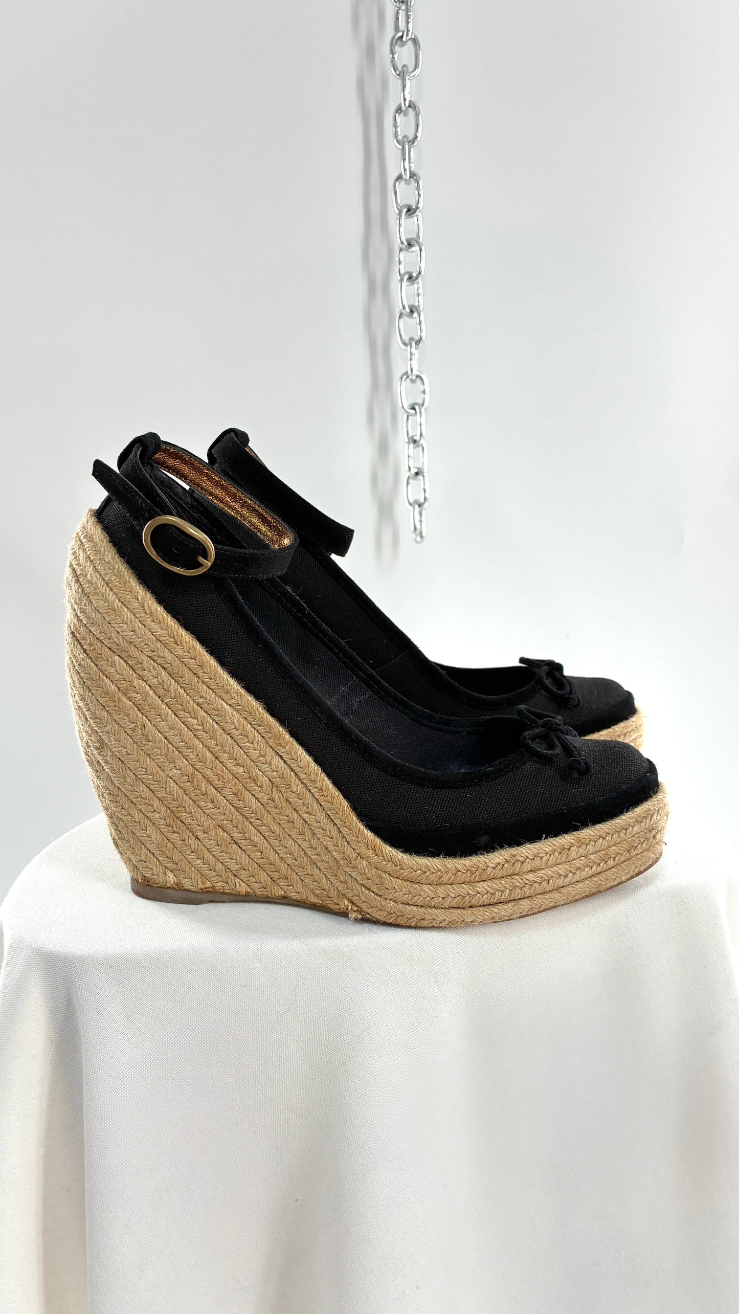 Vintage BCBG MAXAZRIA Black Ballet Wicker Wedge Heels Made in Spain (7)