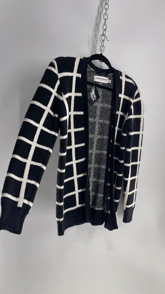 GYPSY WARRIOR Super Thick Knit Black and White Cardigan (XS/S)