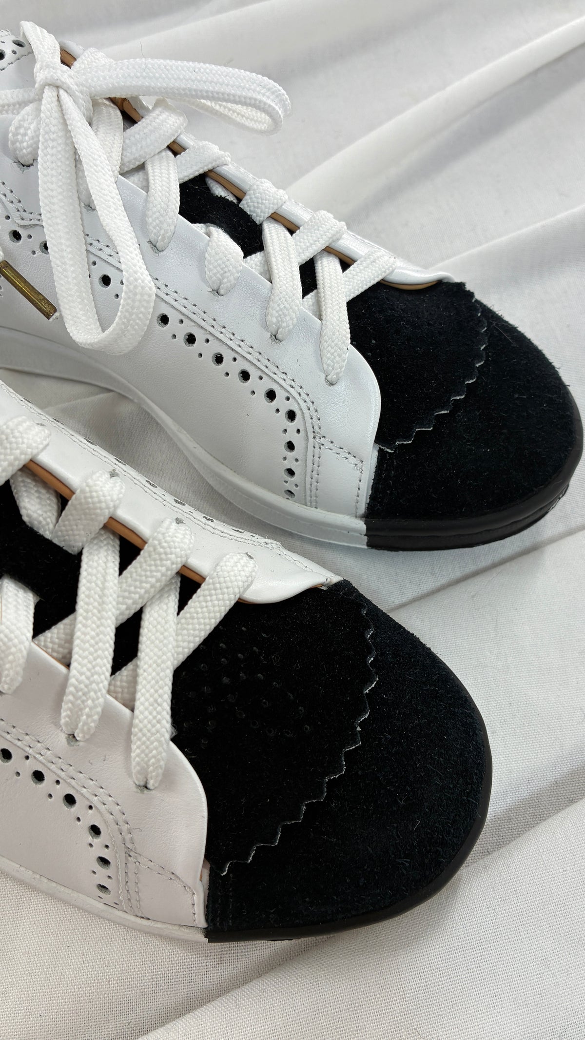 THE OFFICE OF ANGELA SCOTT Sneaker Made in Portugal (36)