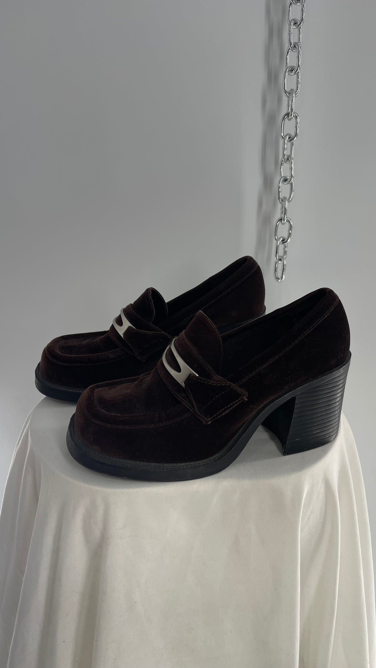 Vintage Modern Edge 1990s Dark Brown Velvet Loafer with Chunky Block Heel (8)