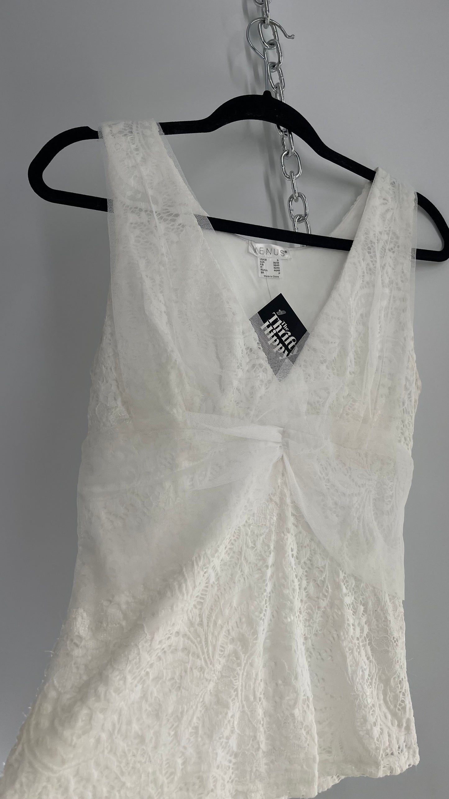 Vintage 1990s VENUS White Lace Ruched Bust Tank (Small)