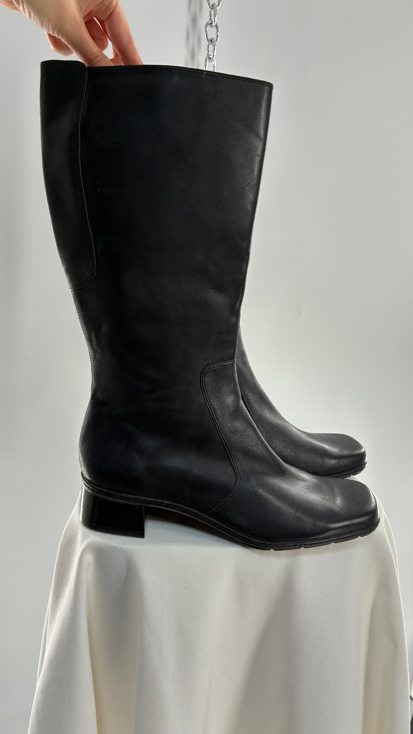 Vintage BANDOLINO 1990s Black Square Toe Boots (9.5)