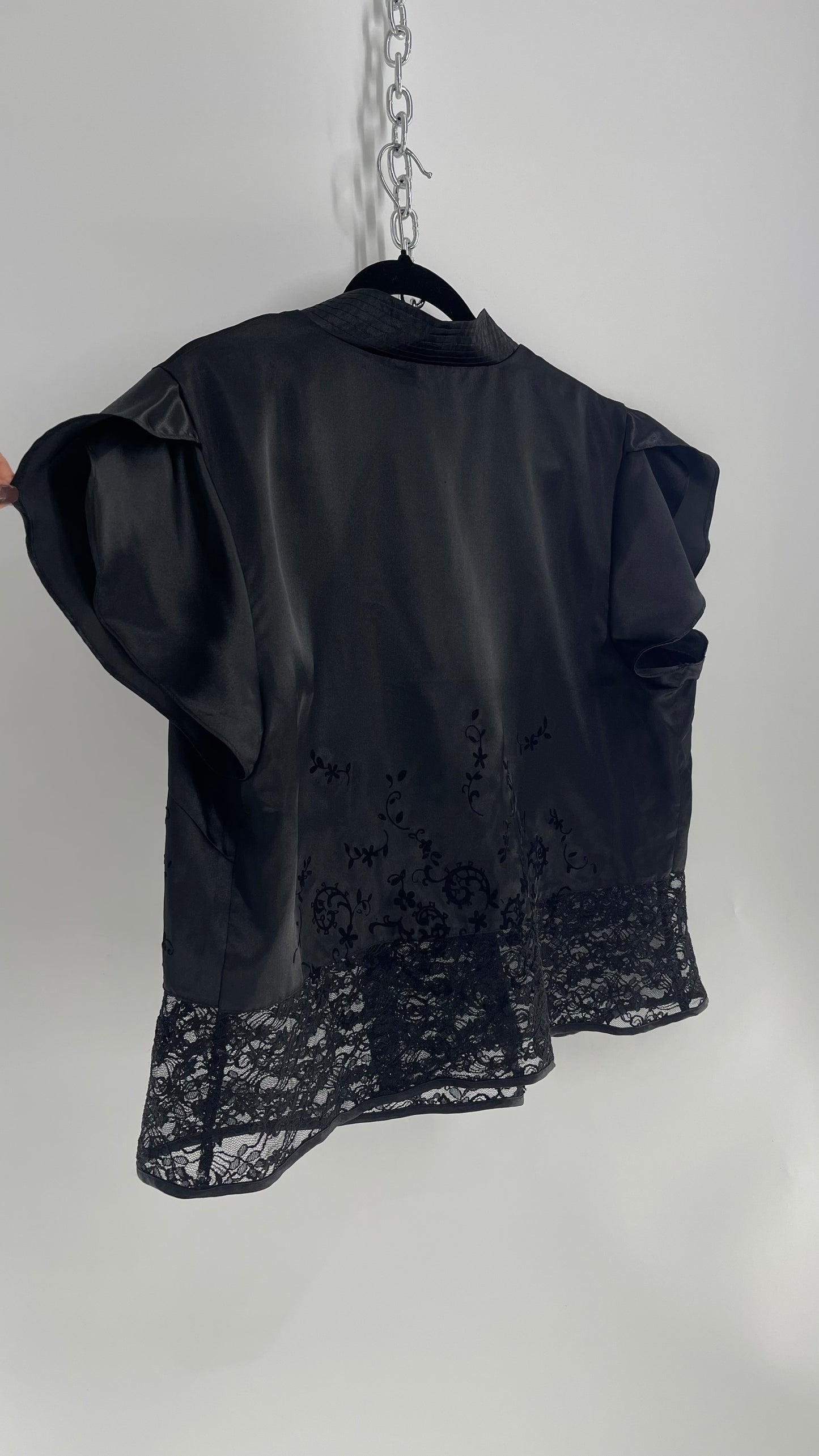 Oscar De La Renta Black Silky Lace Hem, Embroidered Kimono Style Top (XL)